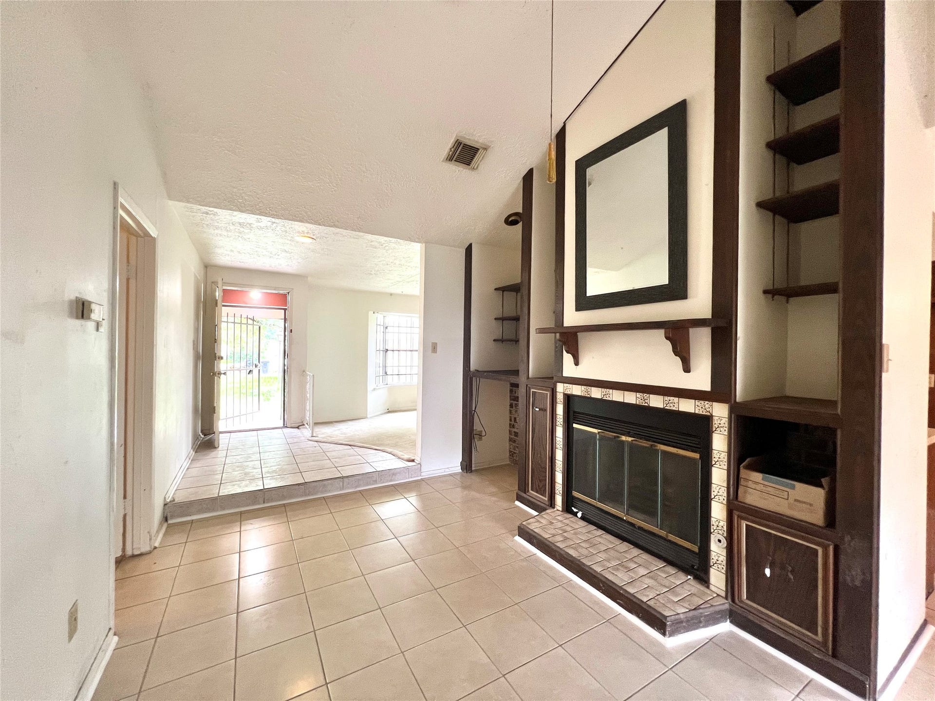 4306 Rosebud Drive, Houston, TX 77053 4306 Rosebud Drive, Houston, TX 77053