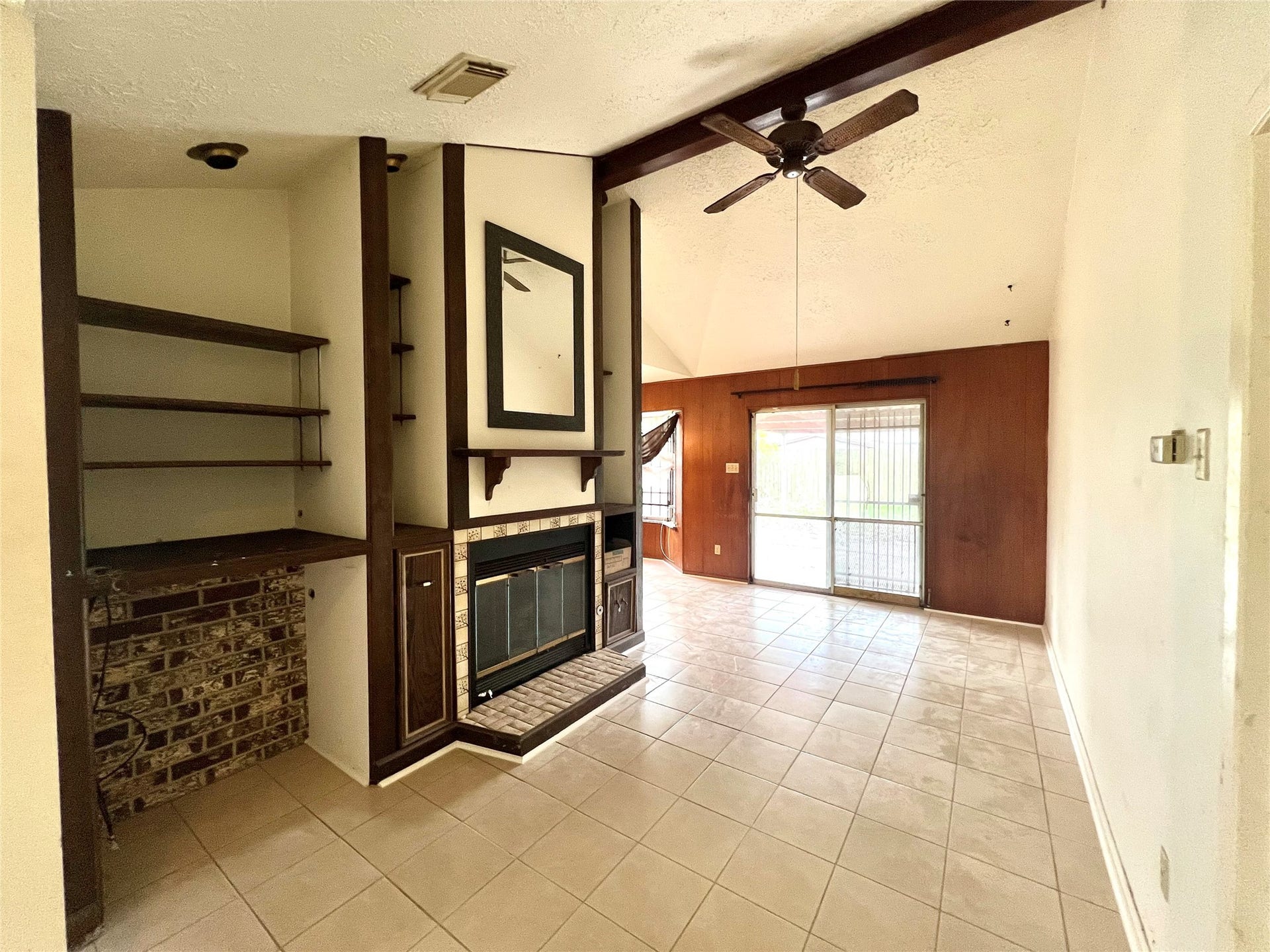 4306 Rosebud Drive, Houston, TX 77053 4306 Rosebud Drive, Houston, TX 77053