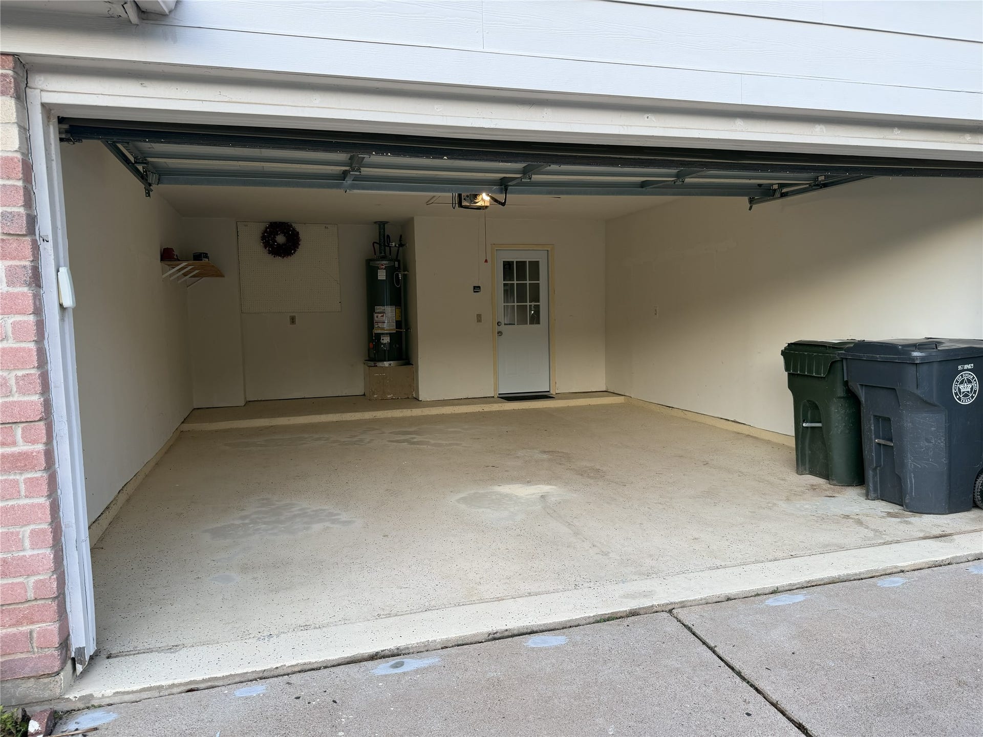 4718 Rainbow Run, Sugar Land, TX 77479 4718 Rainbow Run, Sugar Land, TX 77479