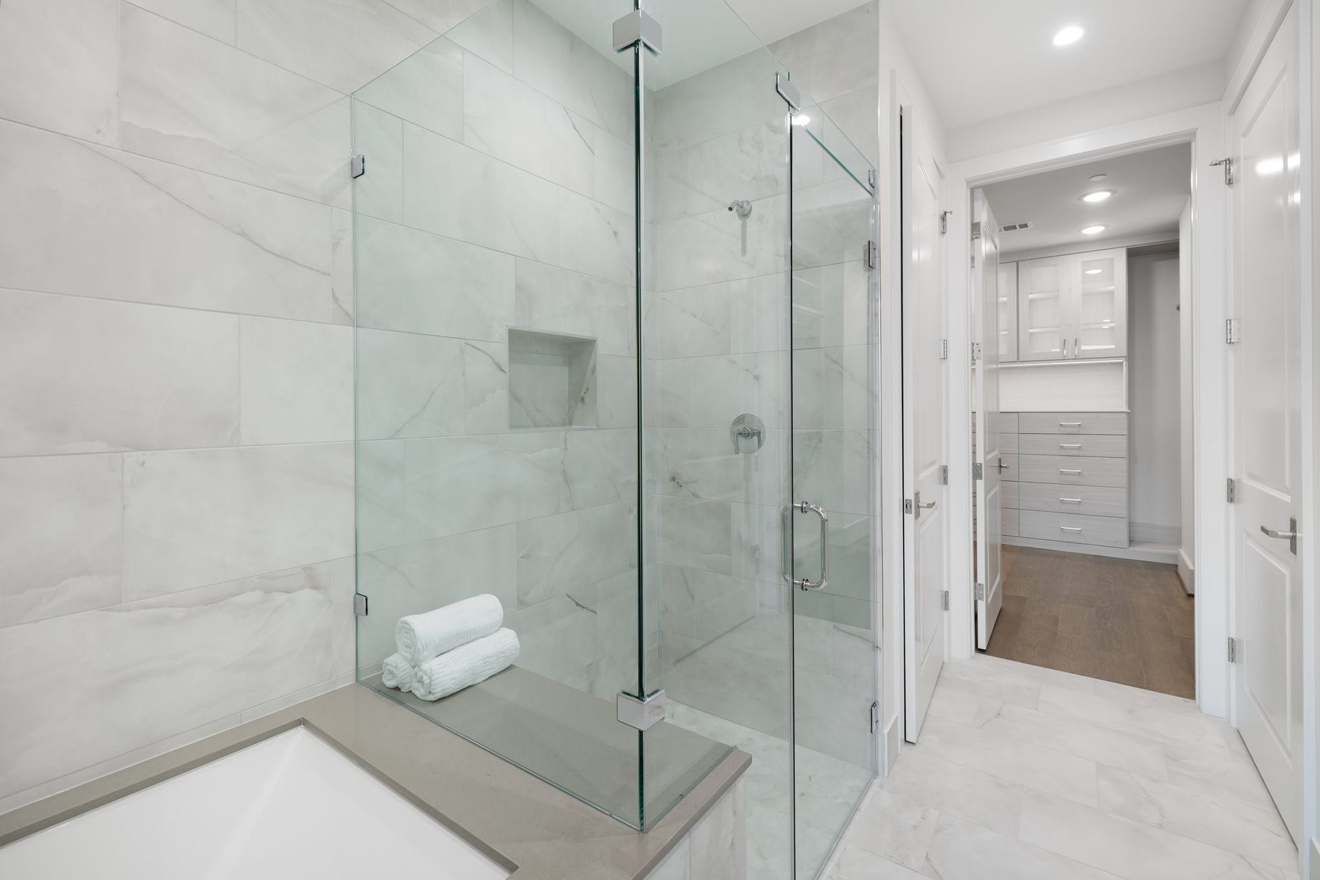 5656 San Felipe Street, #1403, Houston, TX 77056 Walk-in shower. Photos are of a similar unit with the same floor plan
