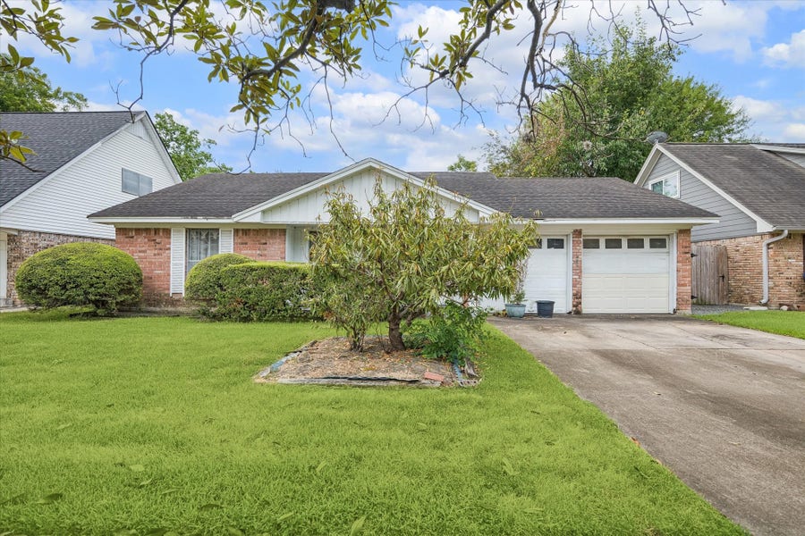 Property photo for 9727 Blankenship Drive, Houston, TX