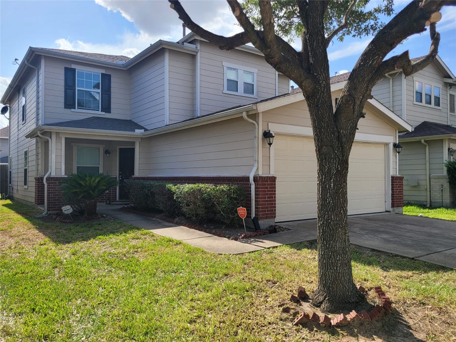 Property photo for 7815 Tuhati Forest Lane, Cypress, TX