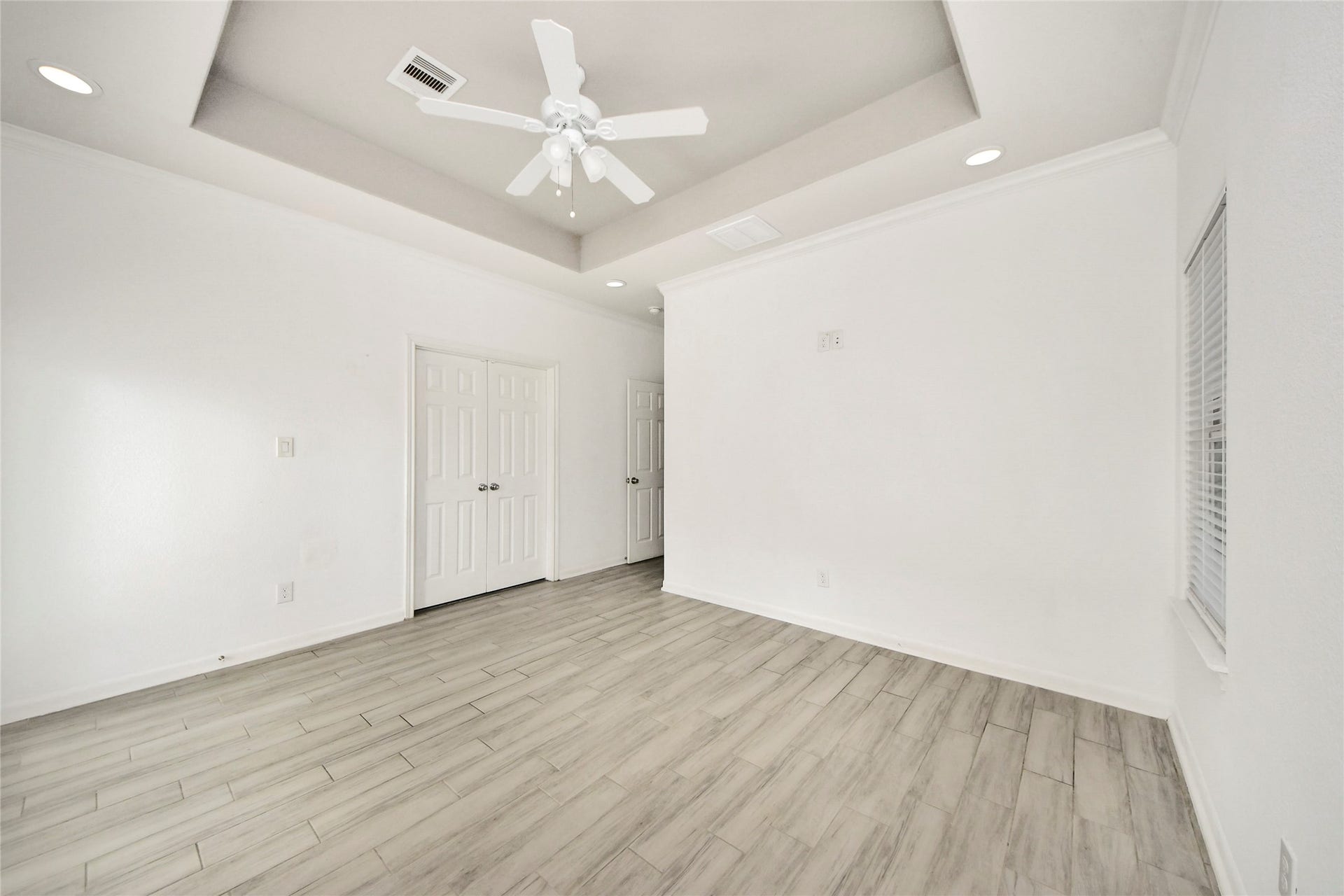 7980 Ethel Street, #A/B, Houston, TX 77028 7980 Ethel Street, #A/B, Houston, TX 77028