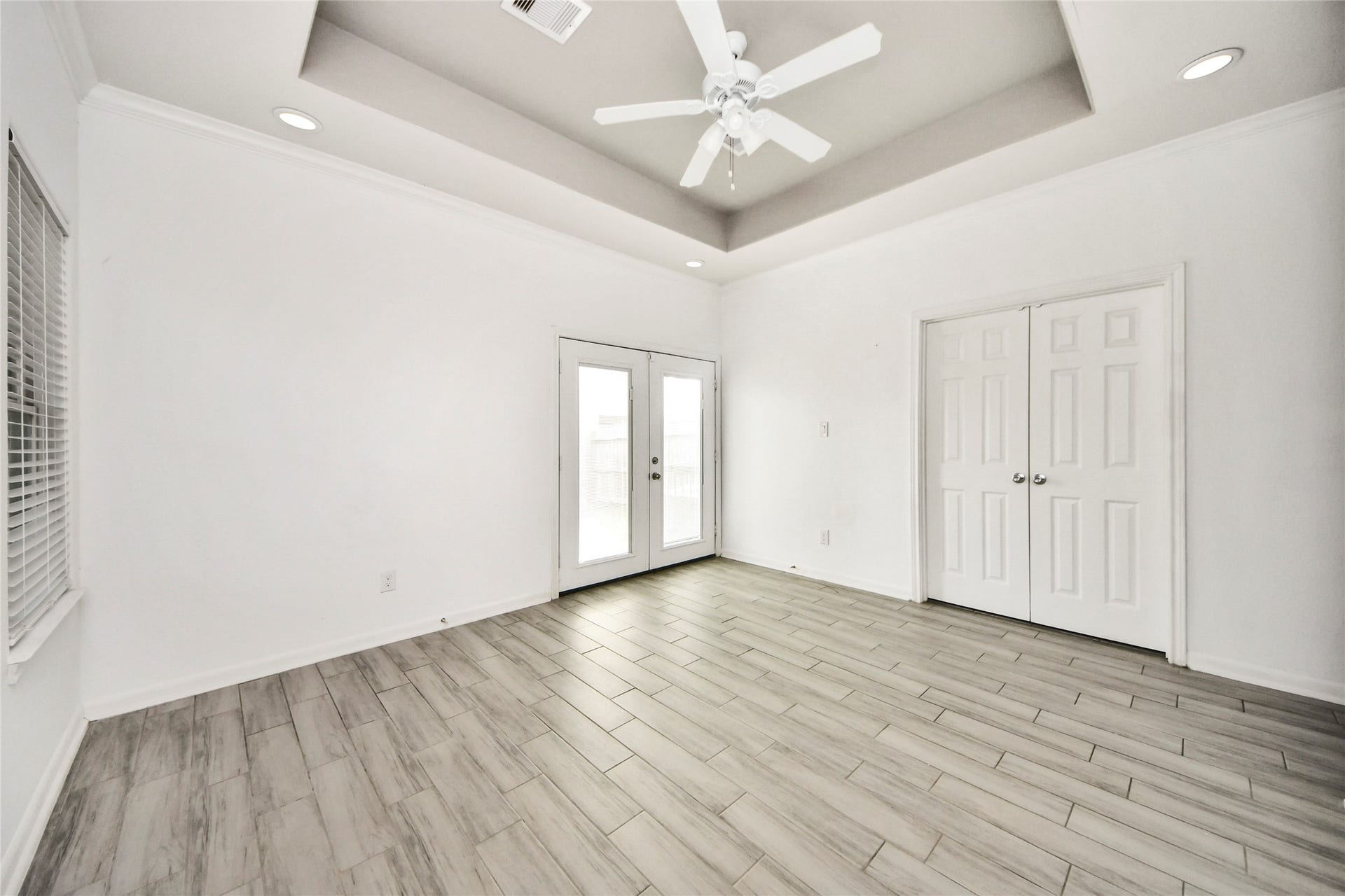 7980 Ethel Street, #A/B, Houston, TX 77028 7980 Ethel Street, #A/B, Houston, TX 77028
