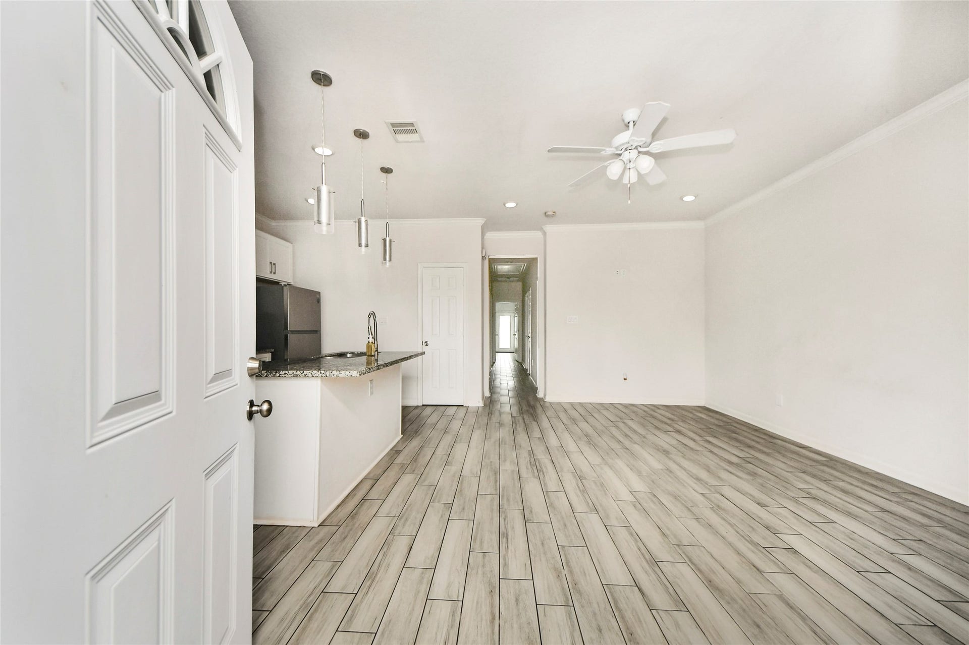 7980 Ethel Street, #A/B, Houston, TX 77028 7980 Ethel Street, #A/B, Houston, TX 77028