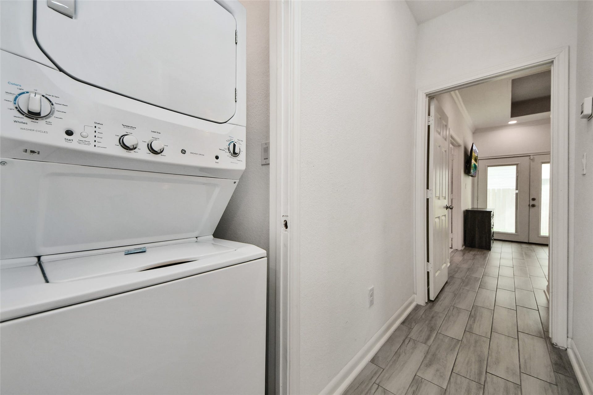 7980 Ethel Street, #A/B, Houston, TX 77028 7980 Ethel Street, #A/B, Houston, TX 77028