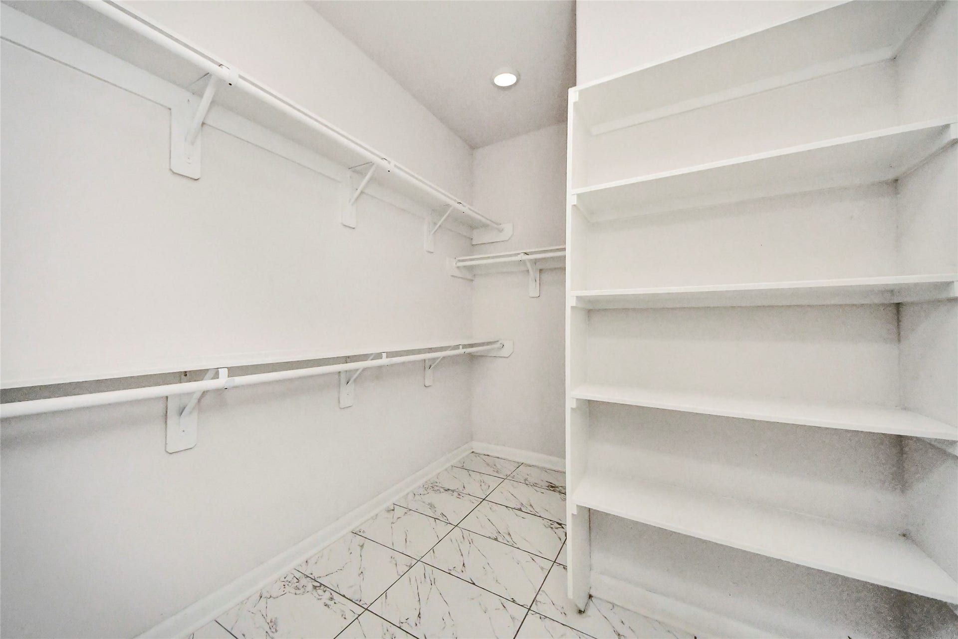 7980 Ethel Street, #A/B, Houston, TX 77028 7980 Ethel Street, #A/B, Houston, TX 77028