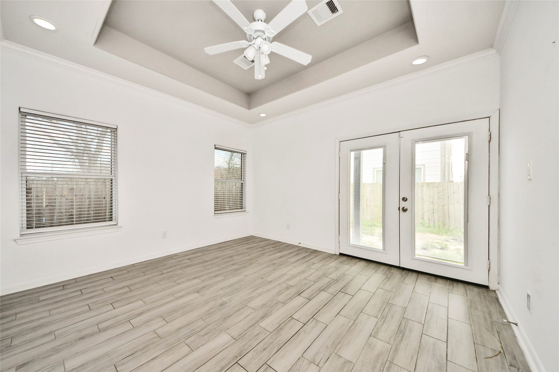 7980 Ethel Street, #A/B, Houston, TX 77028 7980 Ethel Street, #A/B, Houston, TX 77028
