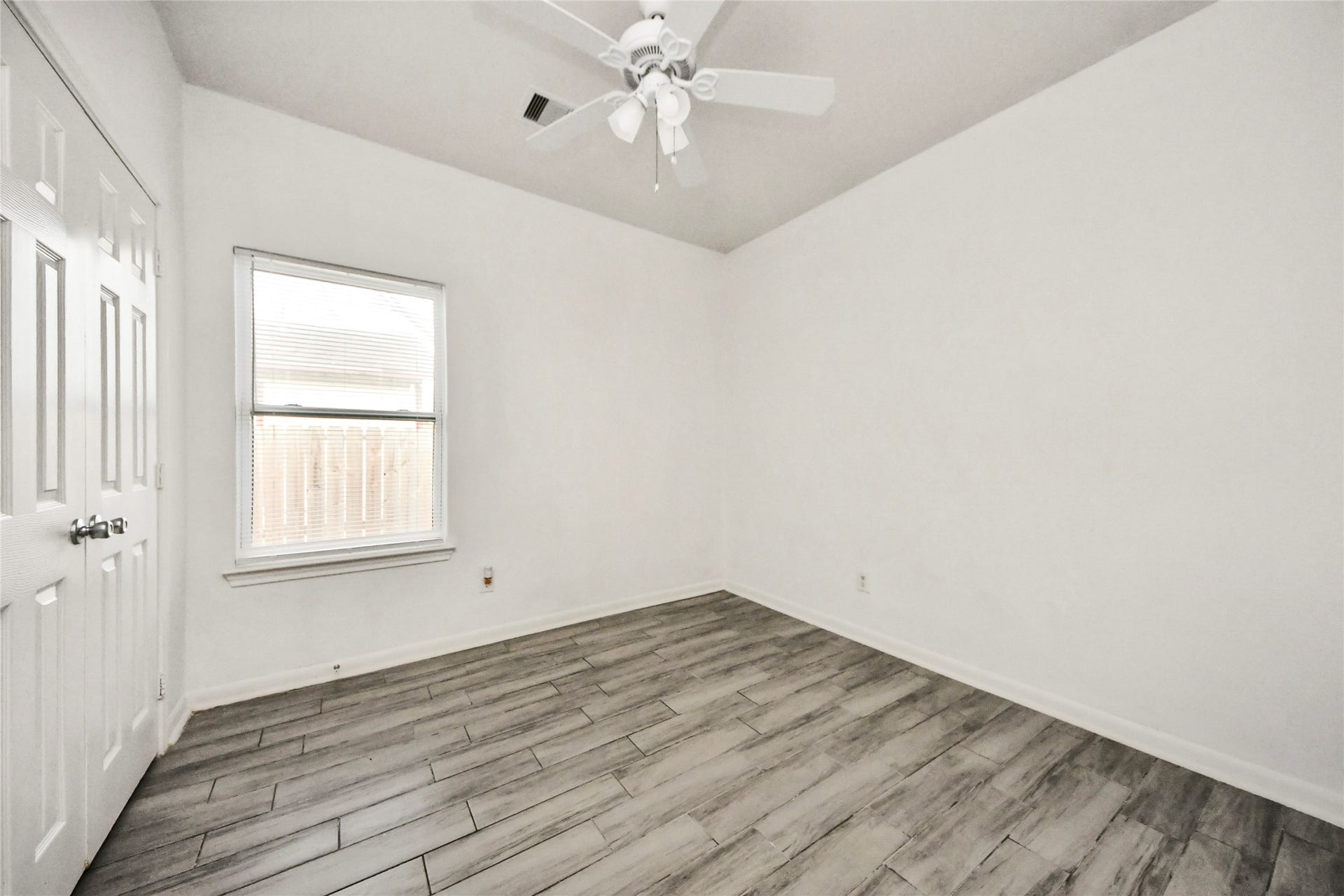 7980 Ethel Street, #A/B, Houston, TX 77028 7980 Ethel Street, #A/B, Houston, TX 77028