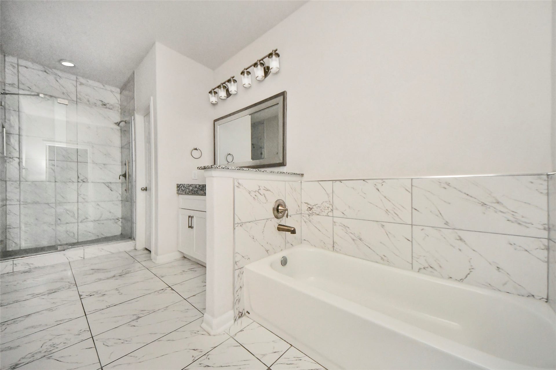 7980 Ethel Street, #A/B, Houston, TX 77028 7980 Ethel Street, #A/B, Houston, TX 77028