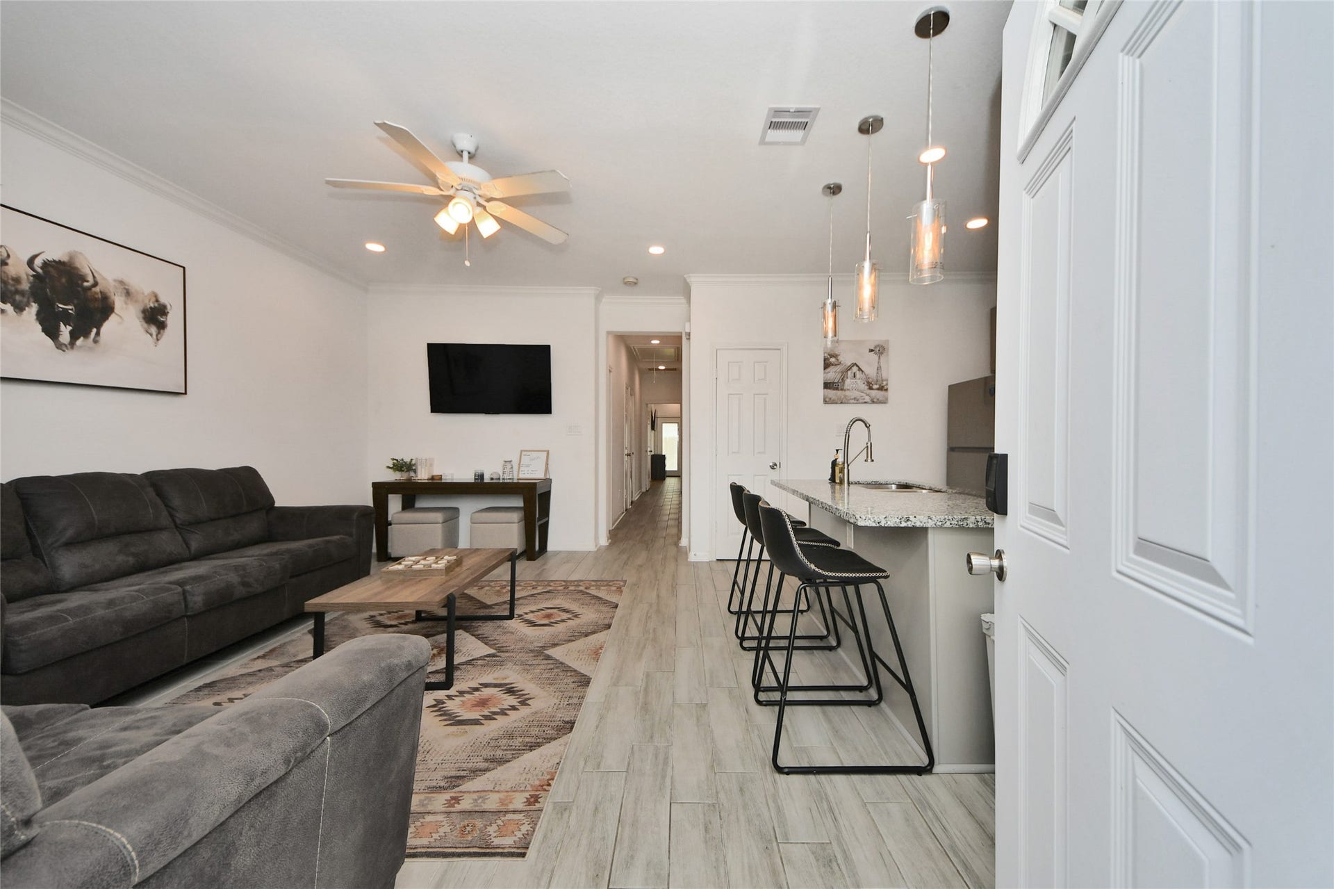 7980 Ethel Street, #A/B, Houston, TX 77028 7980 Ethel Street, #A/B, Houston, TX 77028