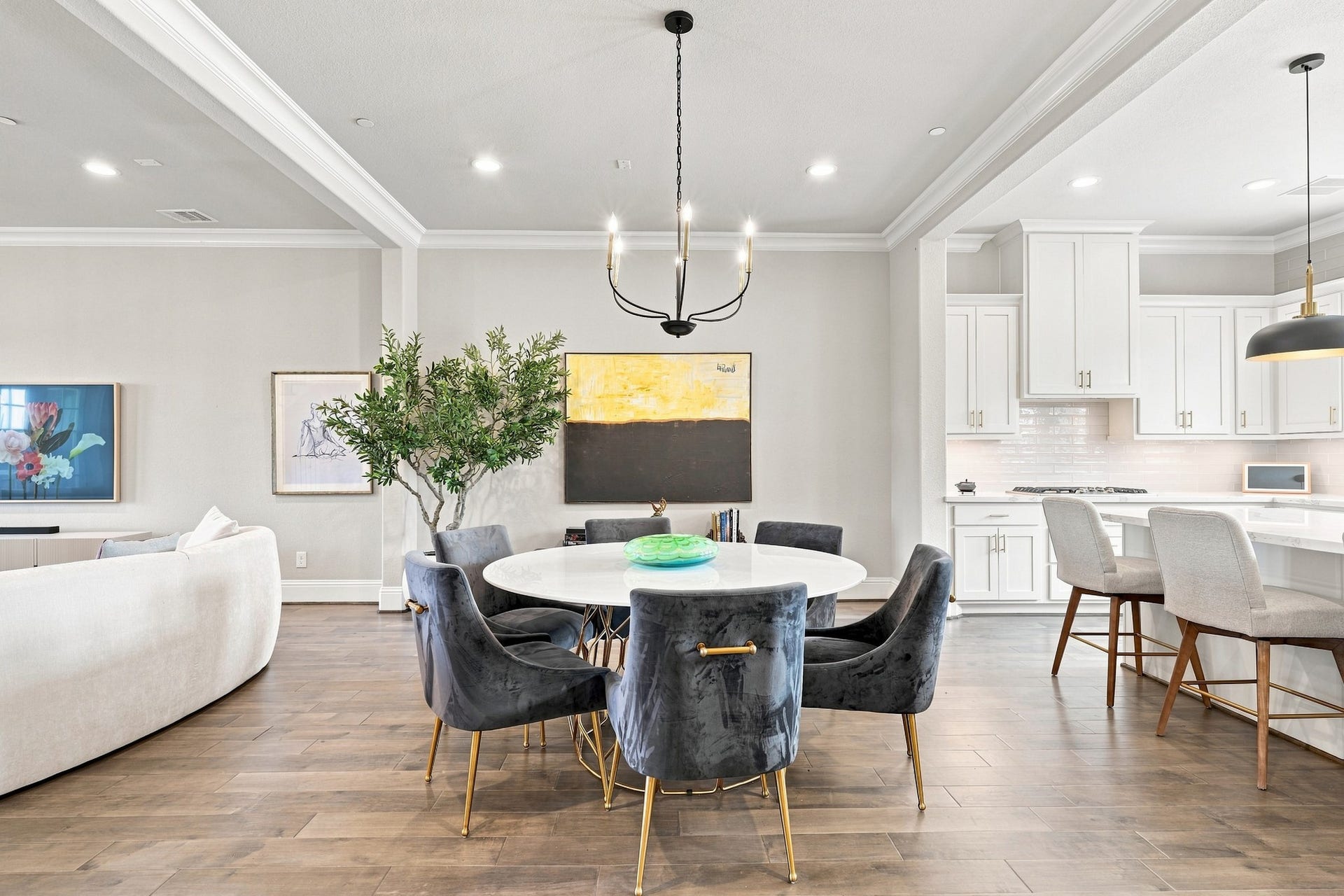 183 Grace Point Drive, Sugar Land, TX 77498 Dining space open to the kitchen and family room