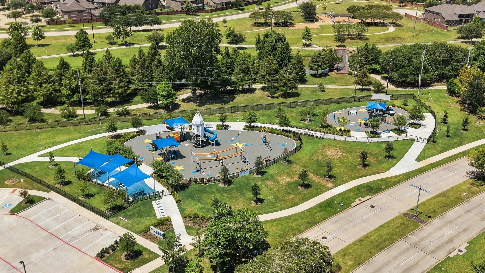 183 Grace Point Drive, Sugar Land, TX 77498 Walk to Galaxy park with the little ones