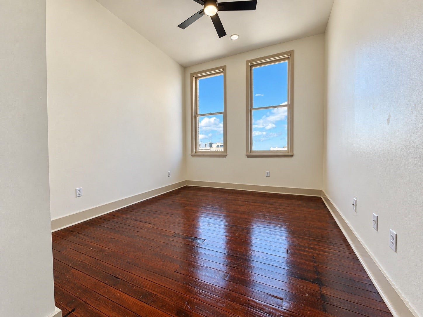 2221 Market Street, #401, Galveston, TX 77550 Bedroom 1