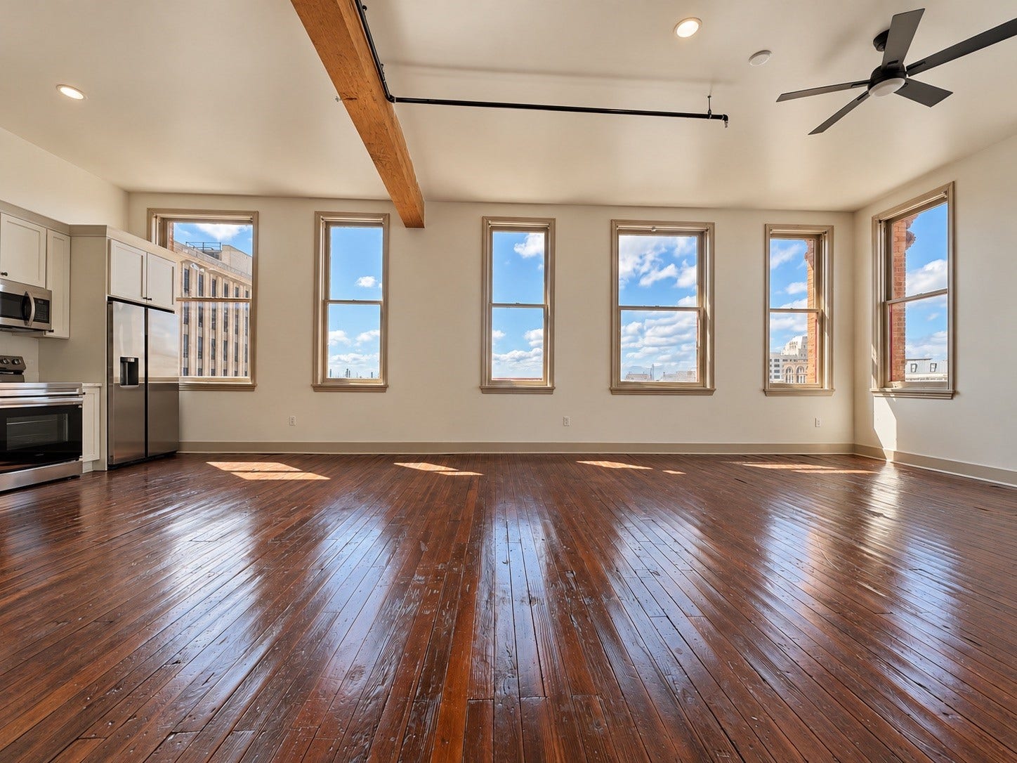 2221 Market Street, #401, Galveston, TX 77550 2221 Market Street, #401, Galveston, TX 77550