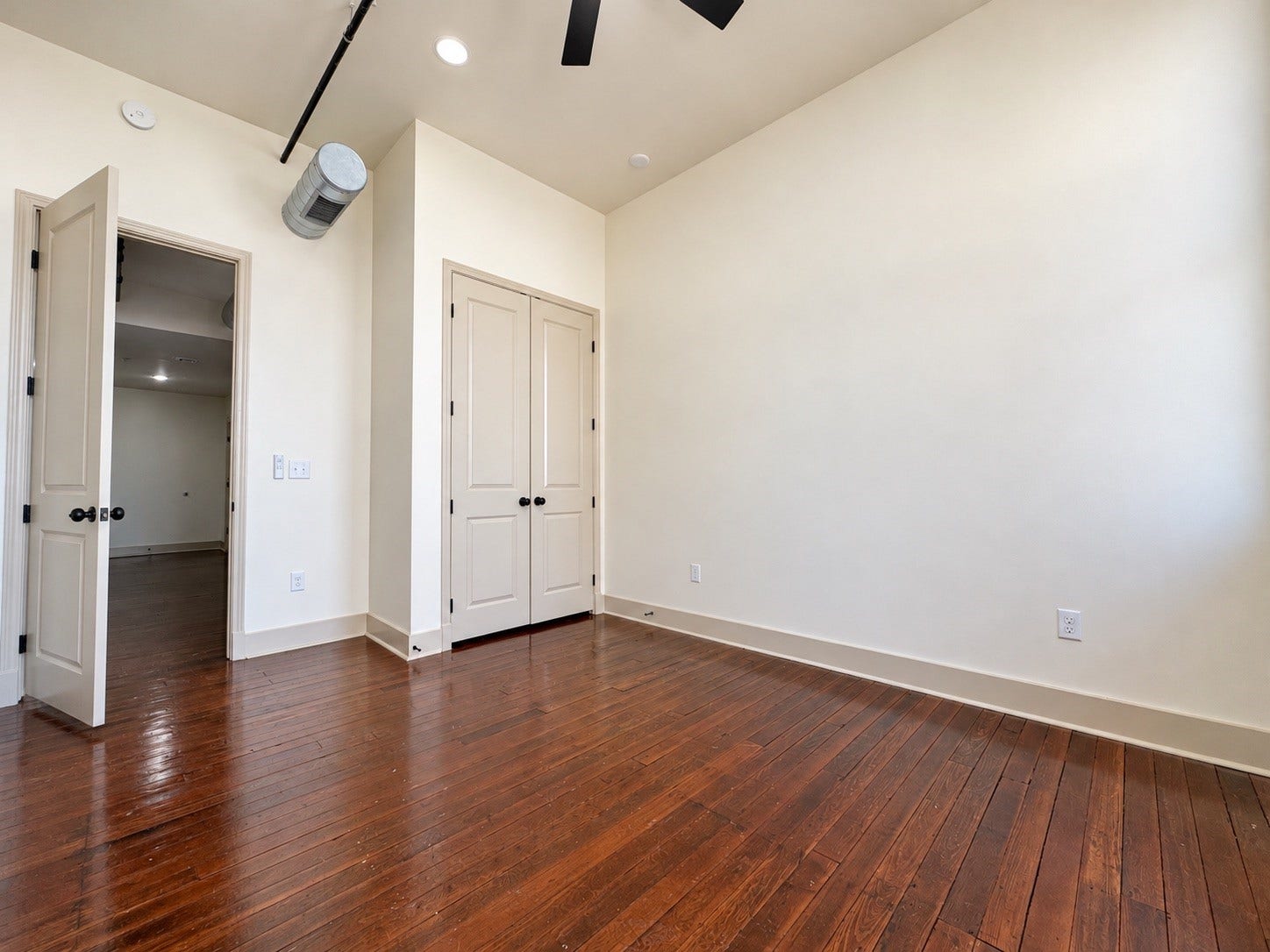2221 Market Street, #401, Galveston, TX 77550 Bedroom 1