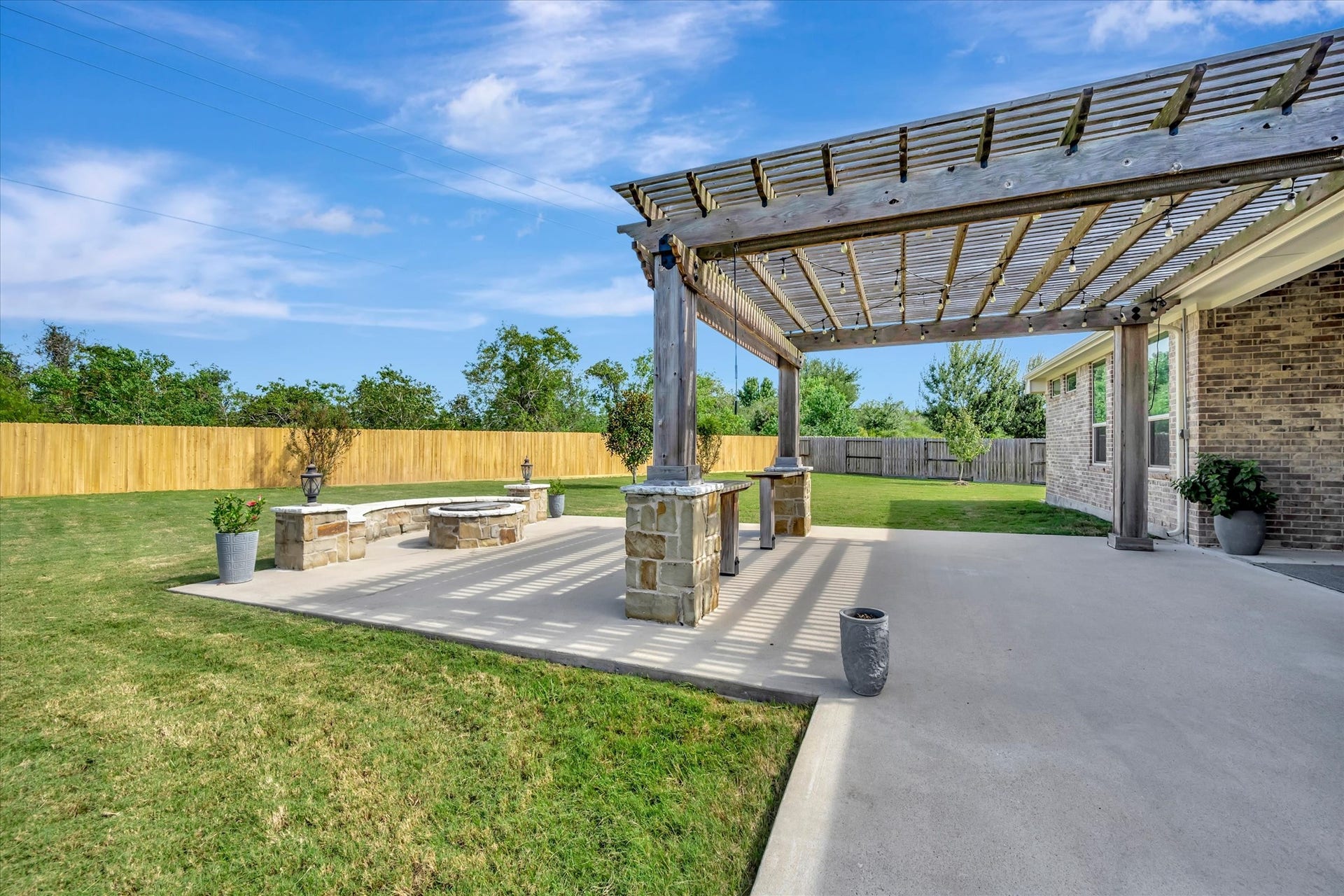 13603 Bellwick Valley Lane, Houston, TX 77059