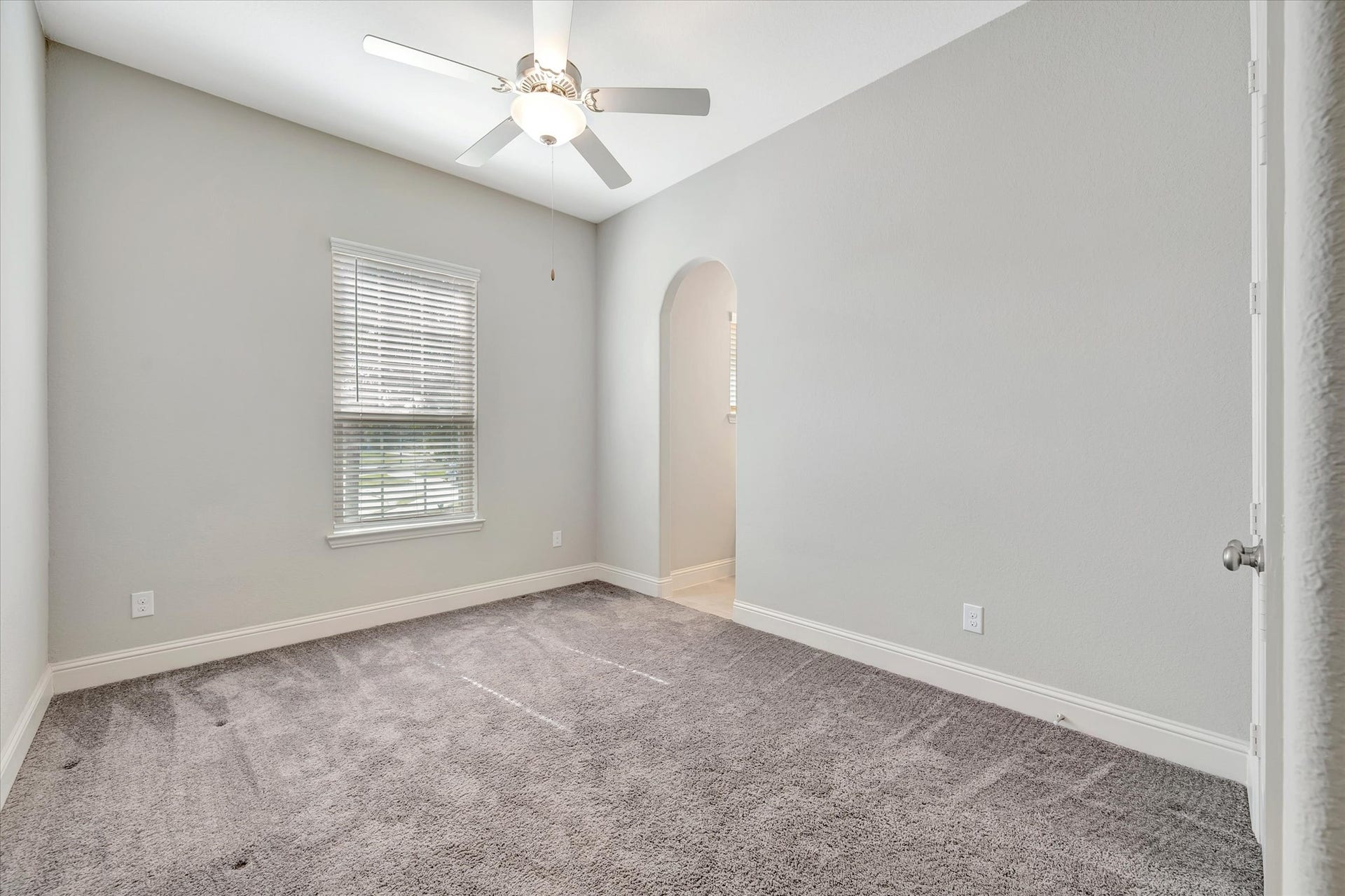 13603 Bellwick Valley Lane, Houston, TX 77059