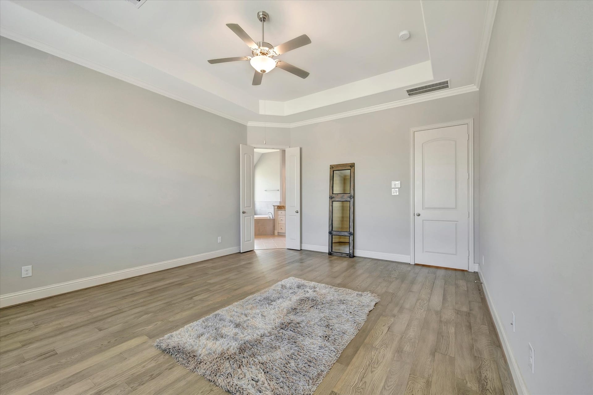 13603 Bellwick Valley Lane, Houston, TX 77059