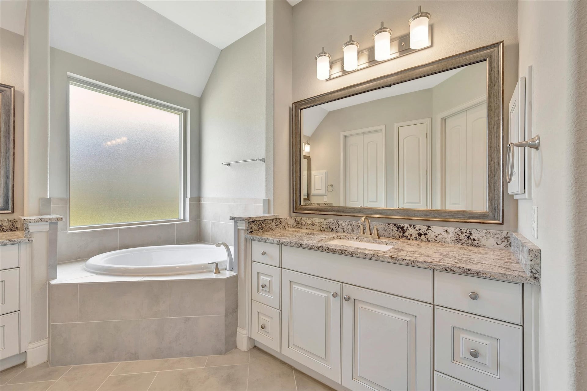 13603 Bellwick Valley Lane, Houston, TX 77059