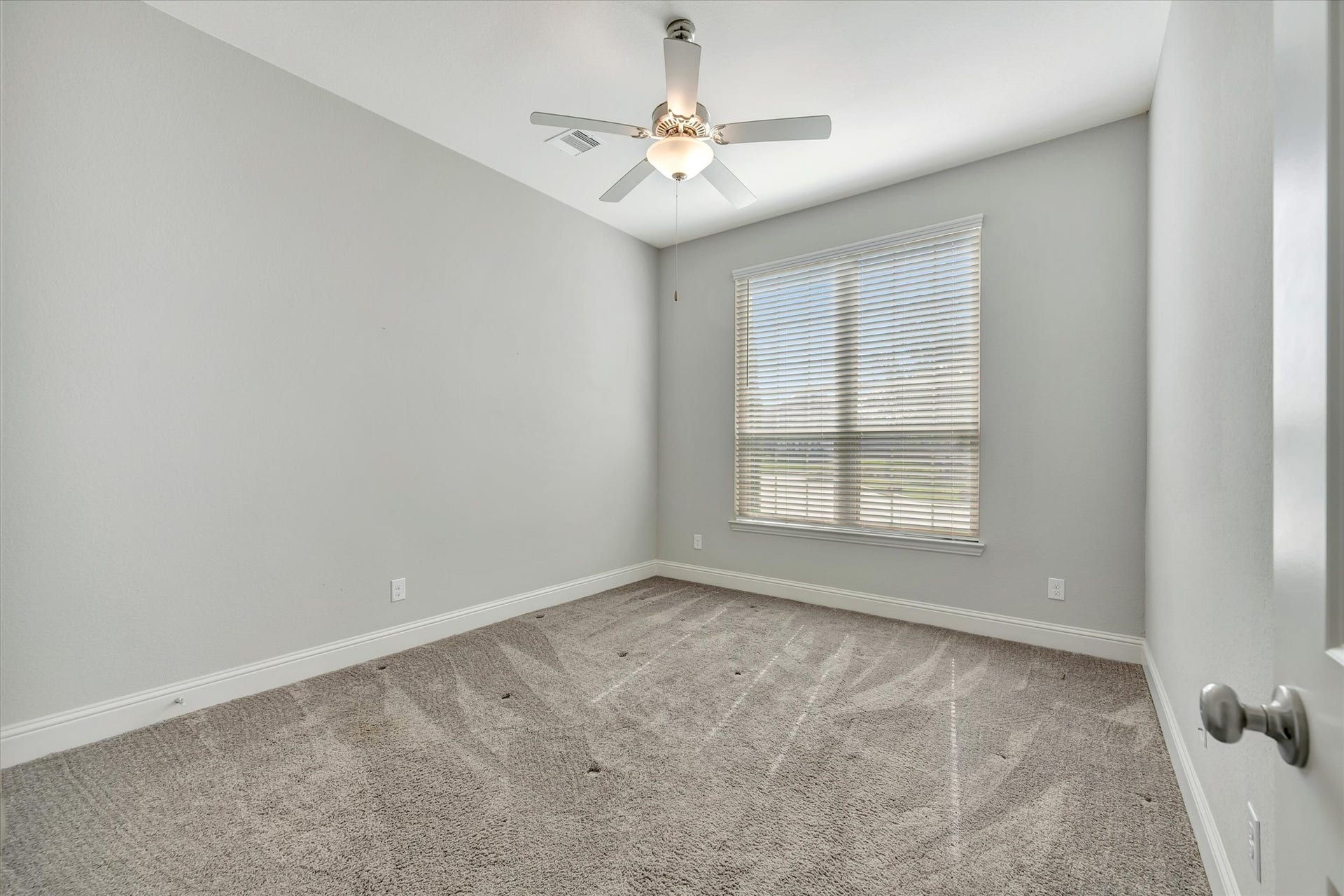 13603 Bellwick Valley Lane, Houston, TX 77059