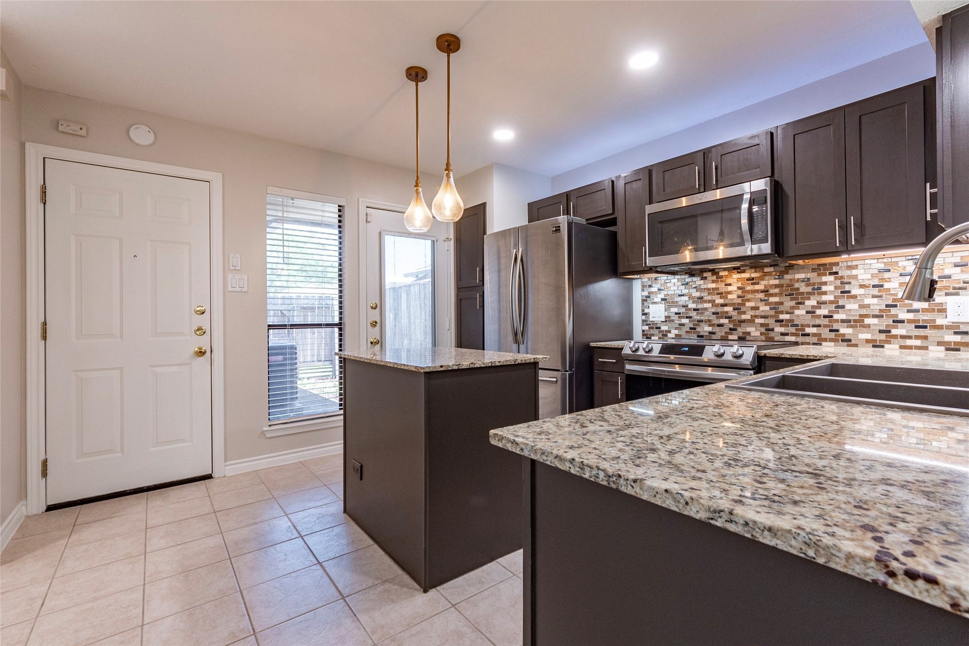 1436 Gemini Street, Houston, TX 77058 1436 Gemini Street, Houston, TX 77058