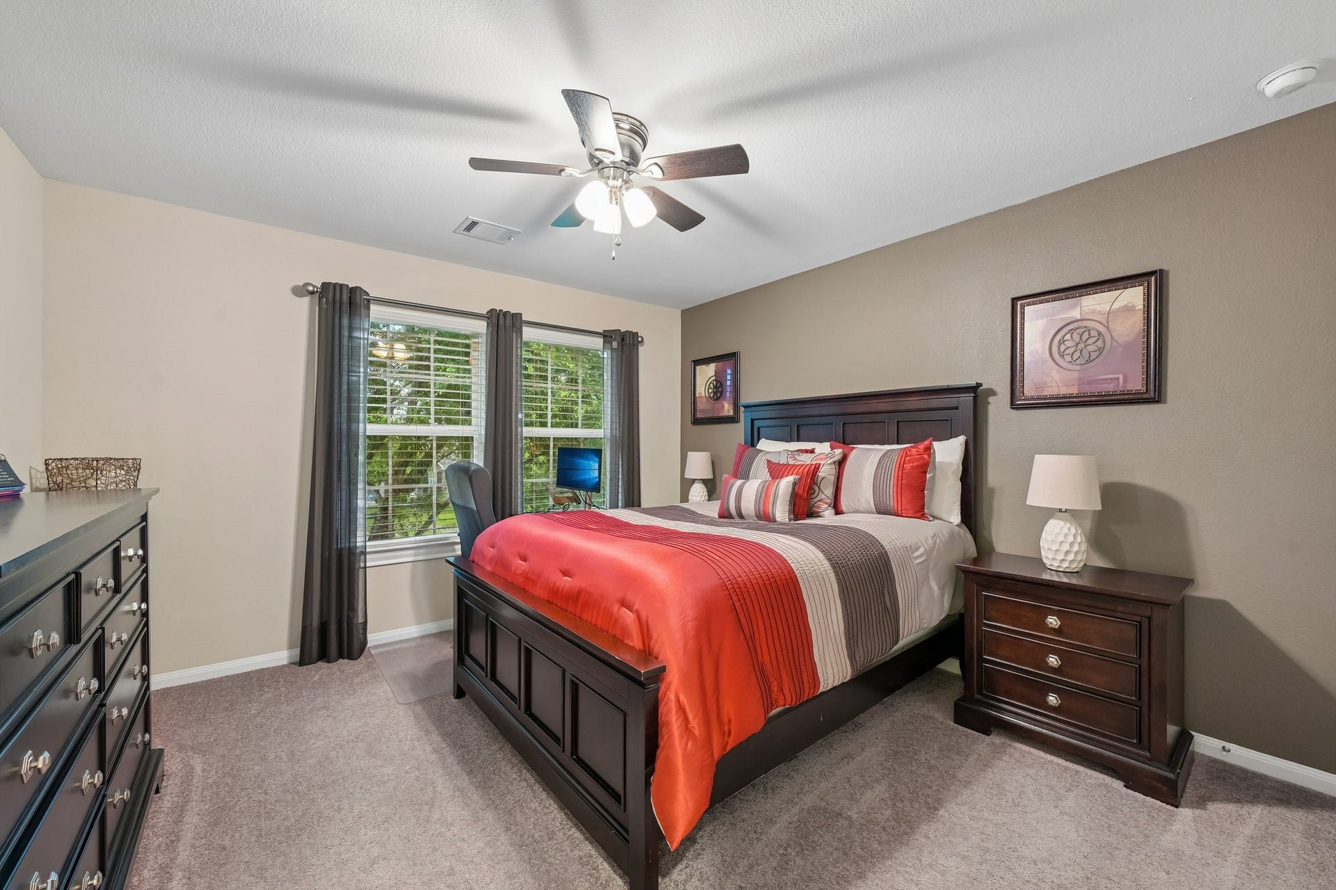 17105 Stillhouse Lake Court, Houston, TX 77044 3rd Bedroom
