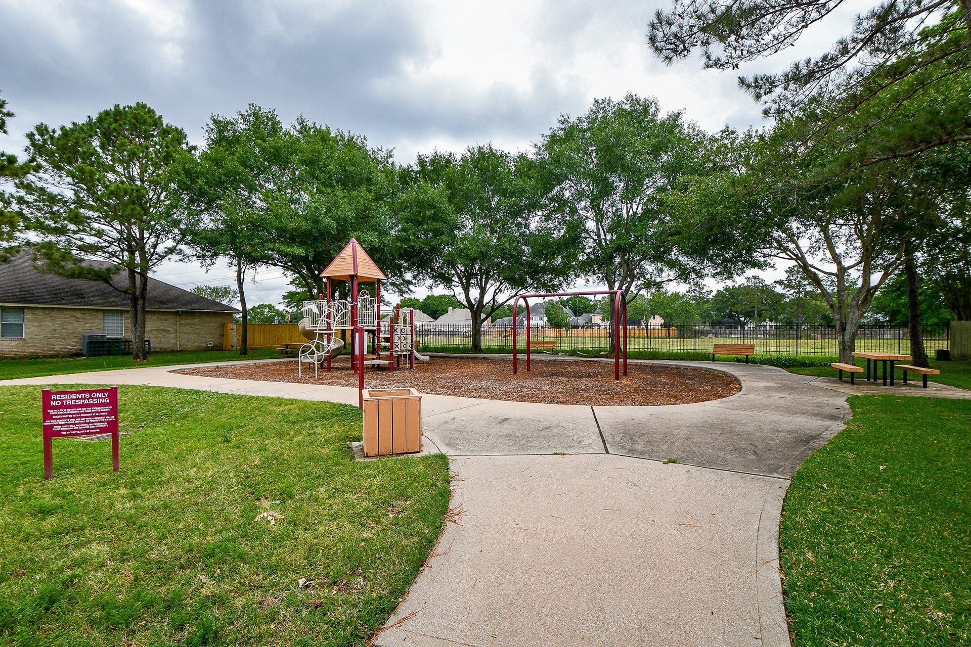 2811 Rayburn Ridge Drive, Katy, TX 77450 2811 Rayburn Ridge Drive, Katy, TX 77450