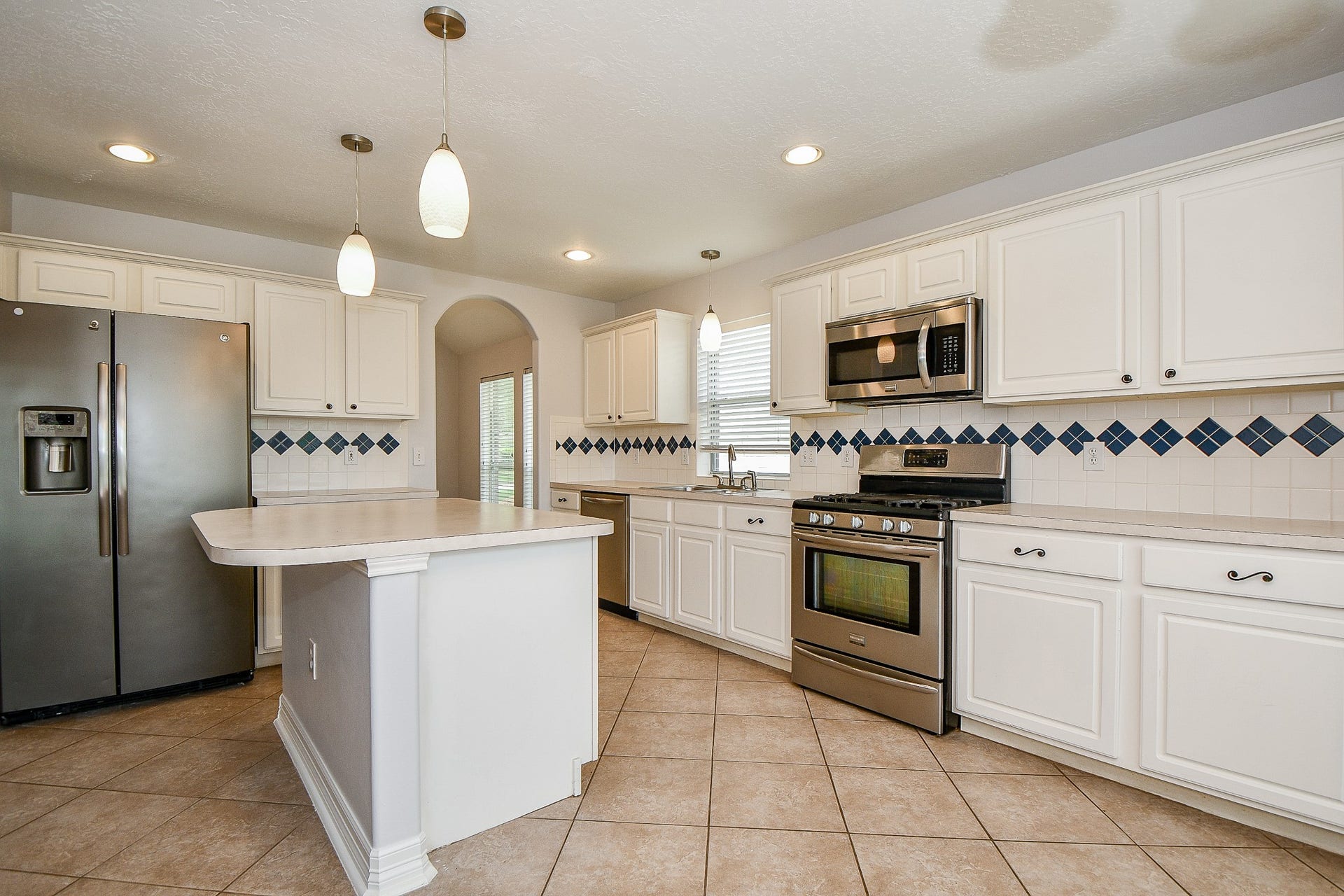2811 Rayburn Ridge Drive, Katy, TX 77450 2811 Rayburn Ridge Drive, Katy, TX 77450