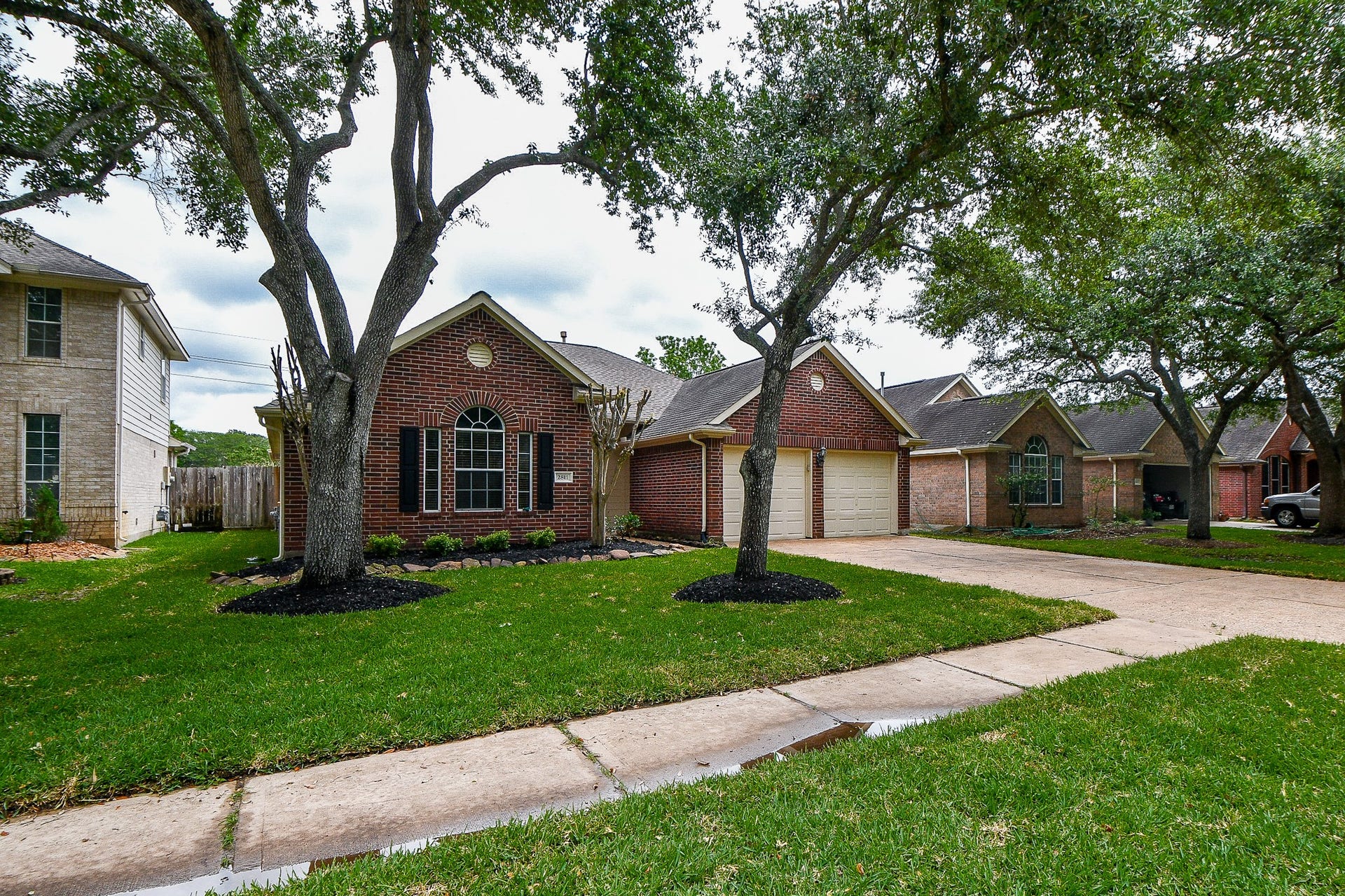 2811 Rayburn Ridge Drive, Katy, TX 77450 2811 Rayburn Ridge Drive, Katy, TX 77450