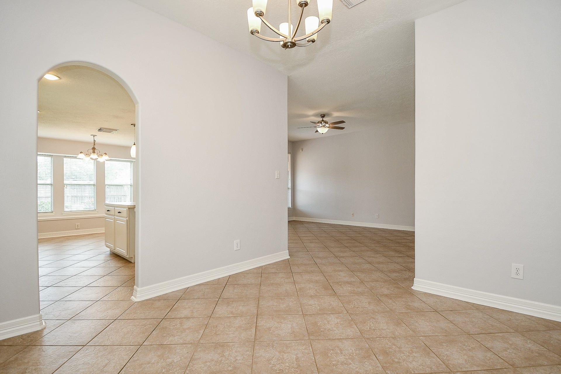 2811 Rayburn Ridge Drive, Katy, TX 77450 2811 Rayburn Ridge Drive, Katy, TX 77450
