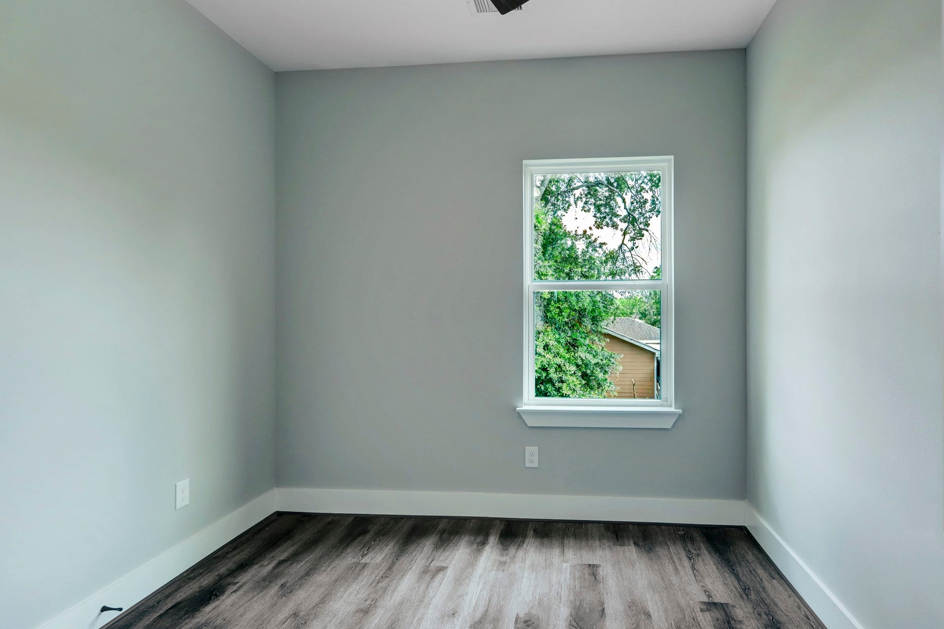 9306 E E Avenue L, #1, Houston, TX 77012 9306 E E Avenue L, #1, Houston, TX 77012