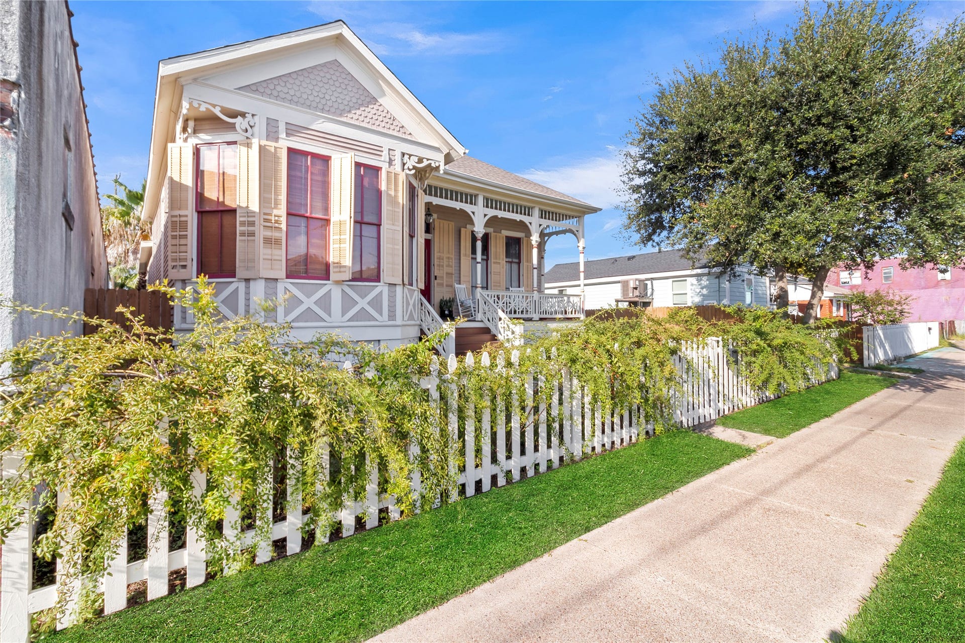 3524 Ball, Galveston, TX 77550 3524 Ball, Galveston, TX 77550