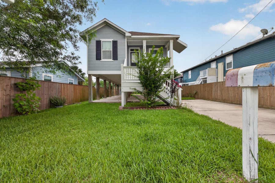 Property photo for 2212 Victory Street, Galveston, TX