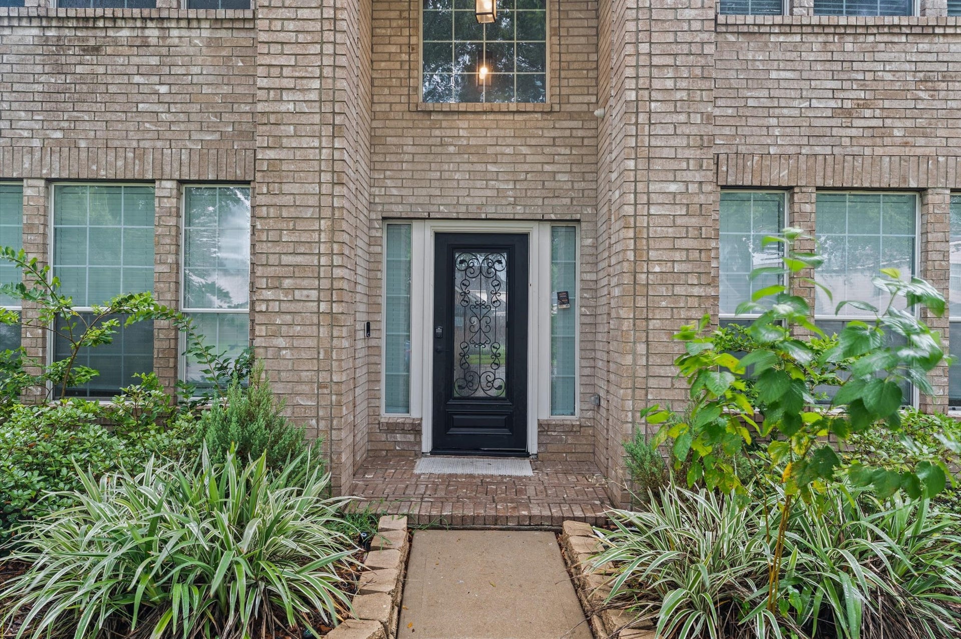 10201 Forest Spring Lane, Pearland, TX 77584 10201 Forest Spring Lane, Pearland, TX 77584