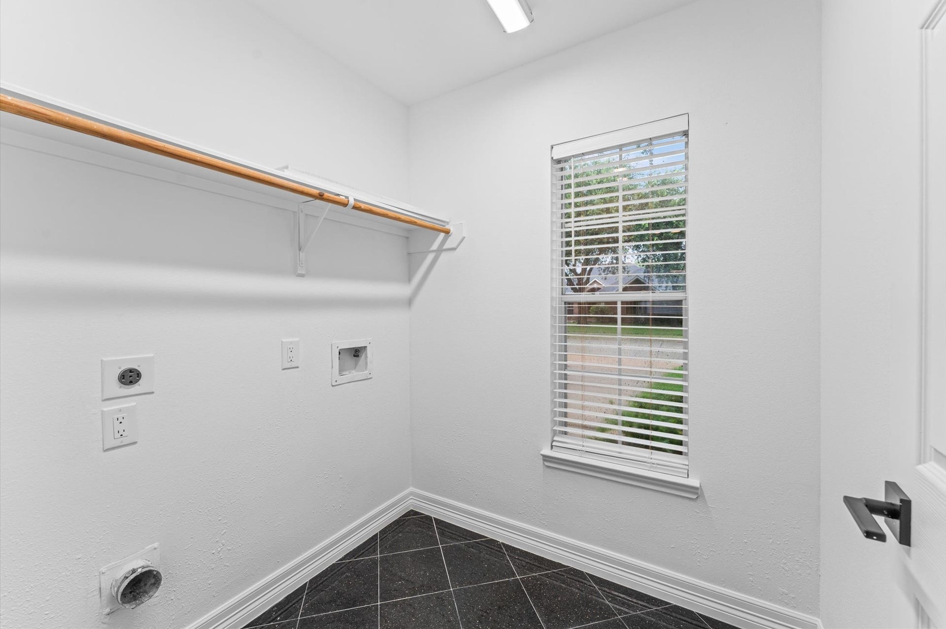 10201 Forest Spring Lane, Pearland, TX 77584 10201 Forest Spring Lane, Pearland, TX 77584