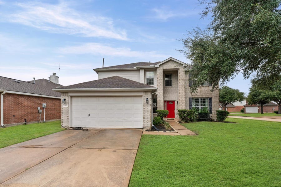 Property photo for 21414 Pointed Oak Lane, Katy, TX