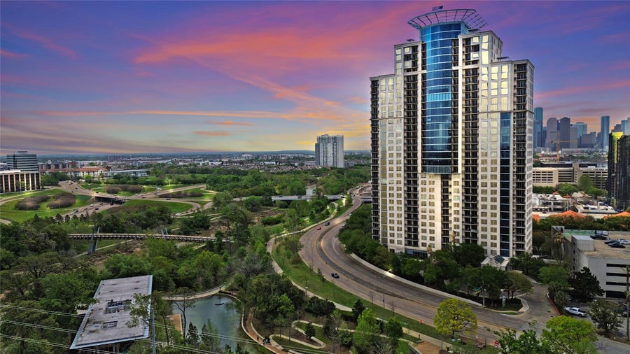 Property photo for 3333 Allen Parkway, #710, Houston, TX