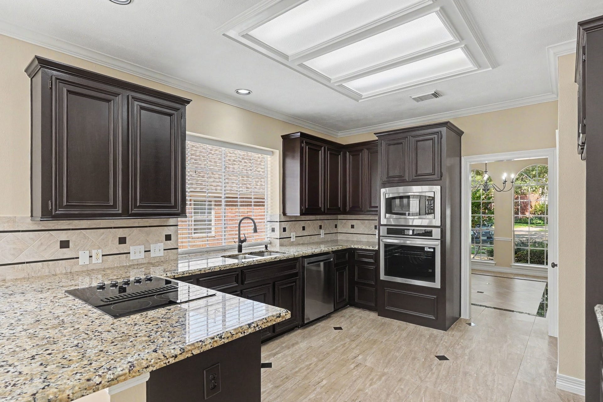 2814 Sanctuary Cove, Katy, TX 77450 Large kitchen with tons of storage and counter space.