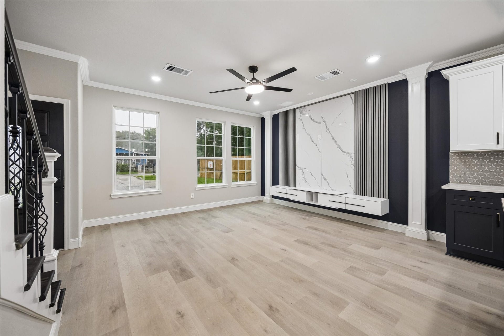 938 A&B South Lane, Houston, TX 77088