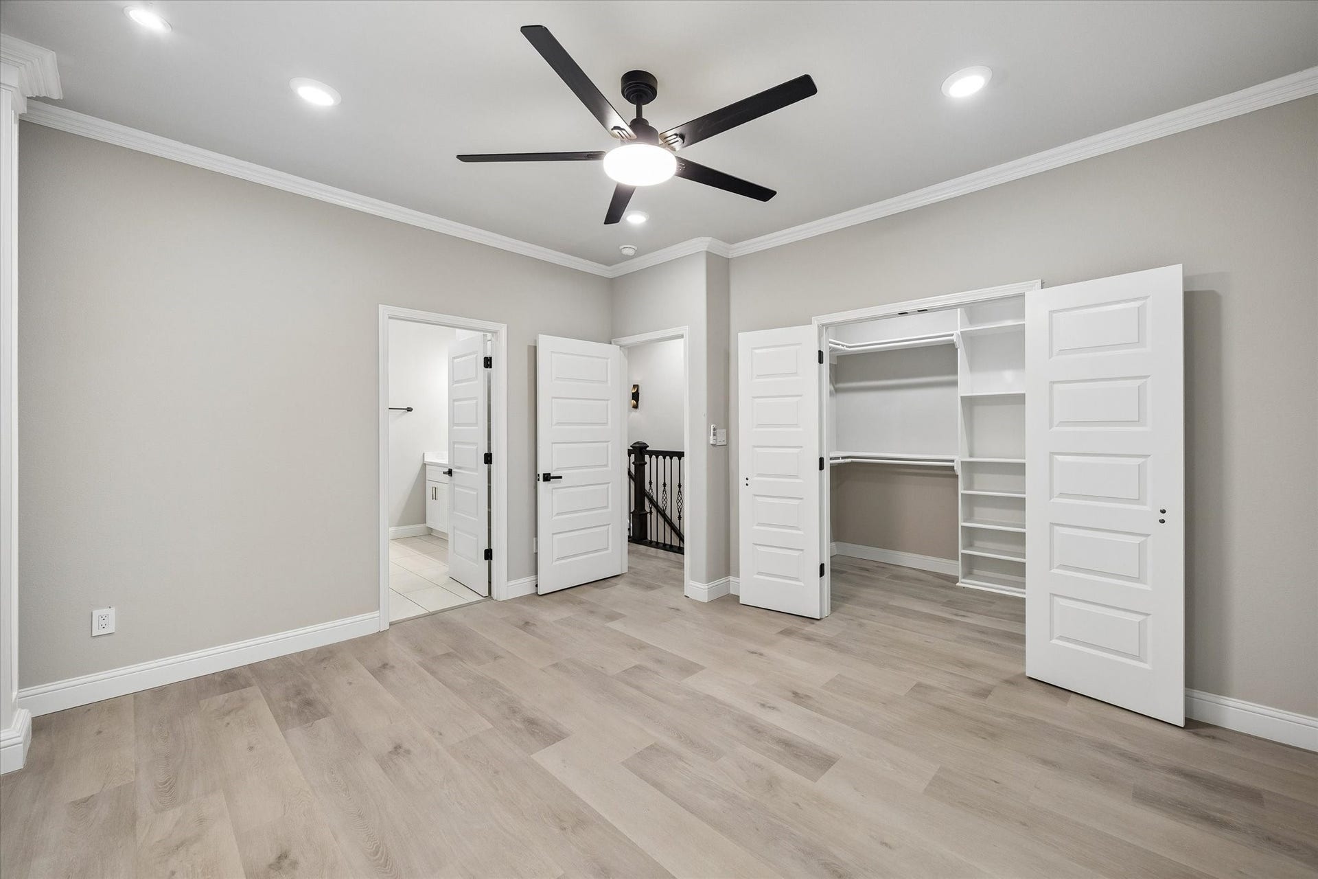 938 A&B South Lane, Houston, TX 77088