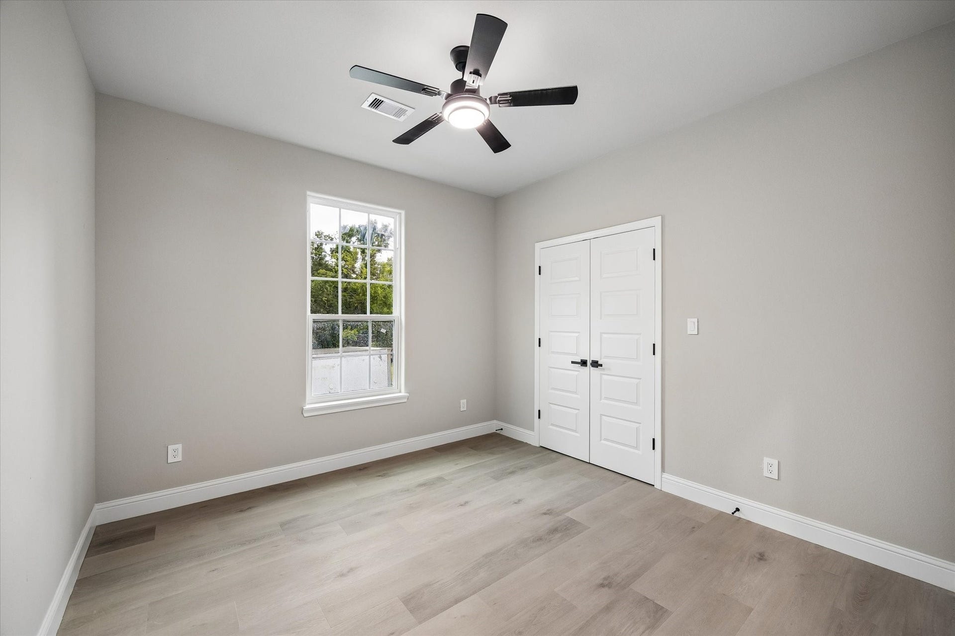 938 A&B South Lane, Houston, TX 77088