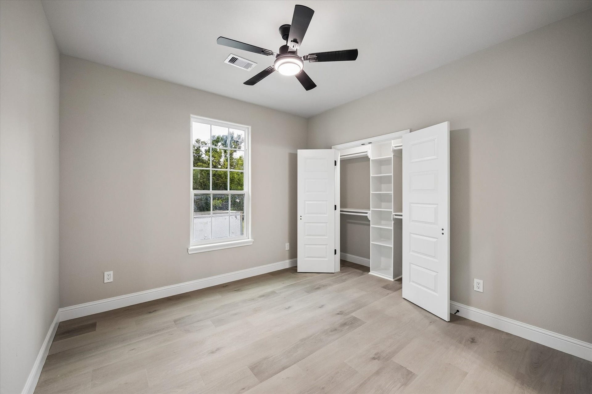 938 A&B South Lane, Houston, TX 77088