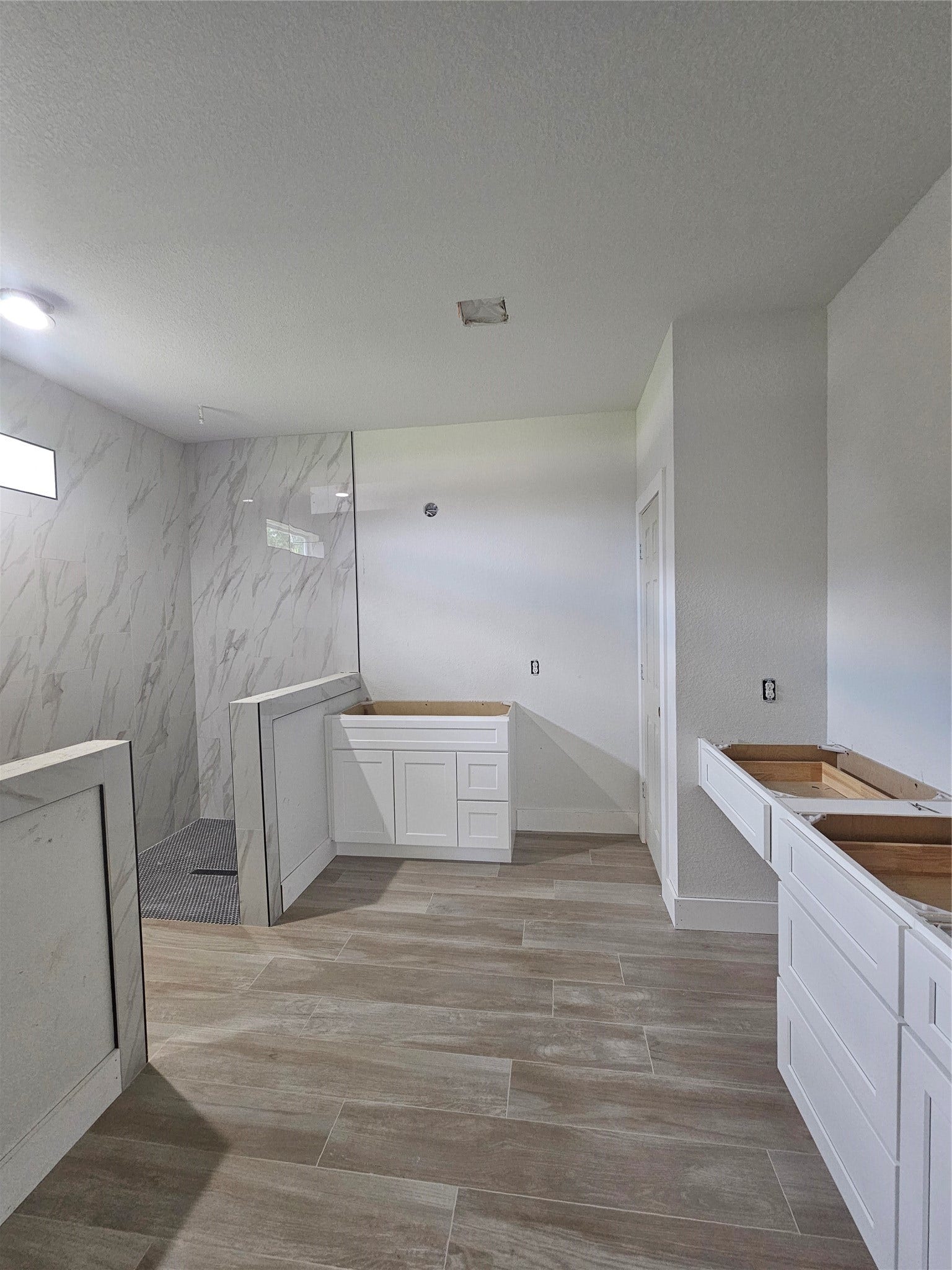 1303 Red Fox Drive, Houston, TX 77532 1303 Red Fox Drive, Houston, TX 77532