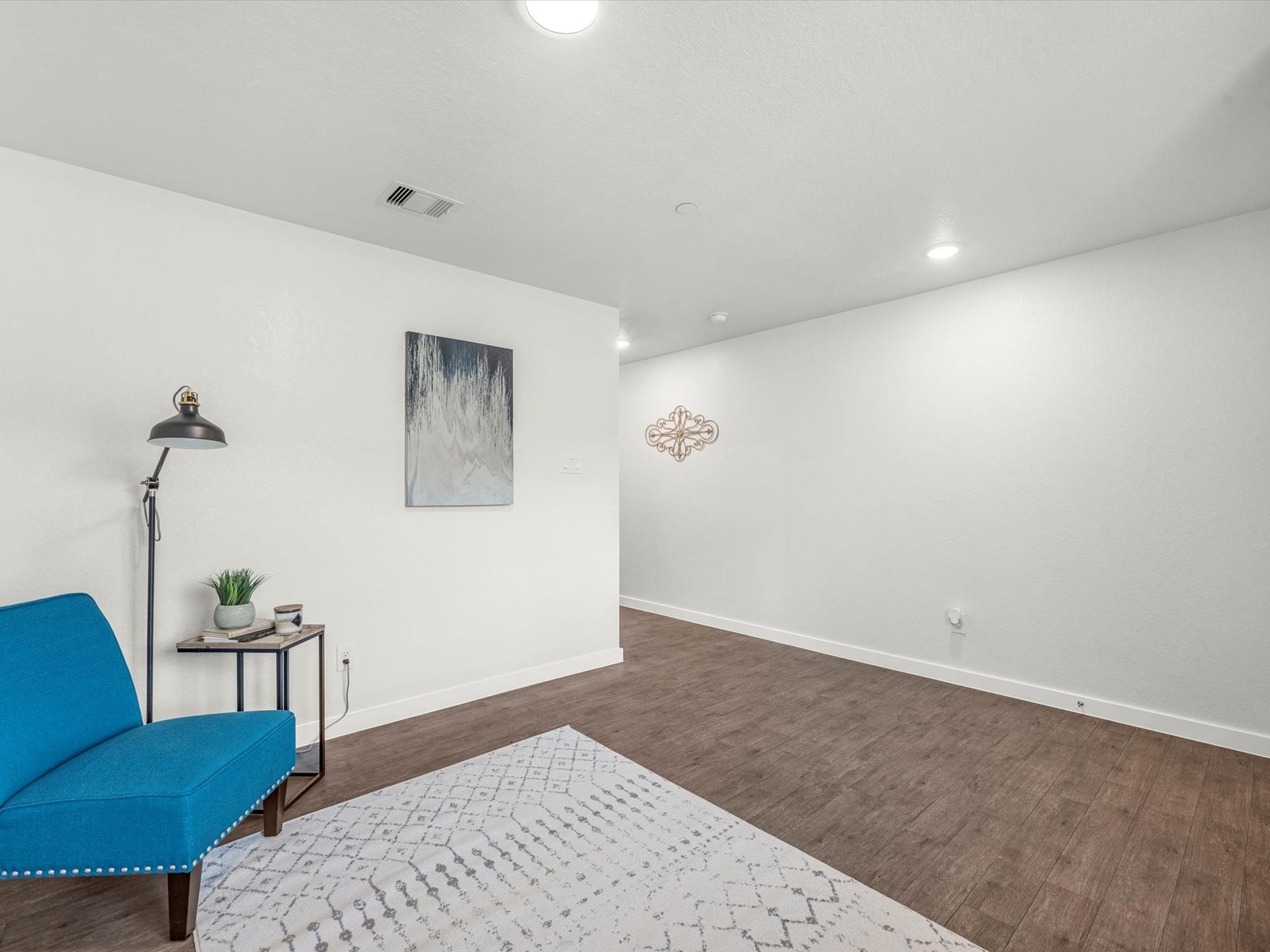 12603 Telge Road, #32 E-F, Cypress, TX 77429 Living room bottom floor