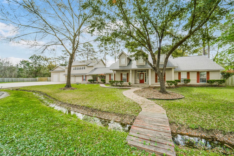 Property photo for 11809 Nandina Circle, Houston, TX