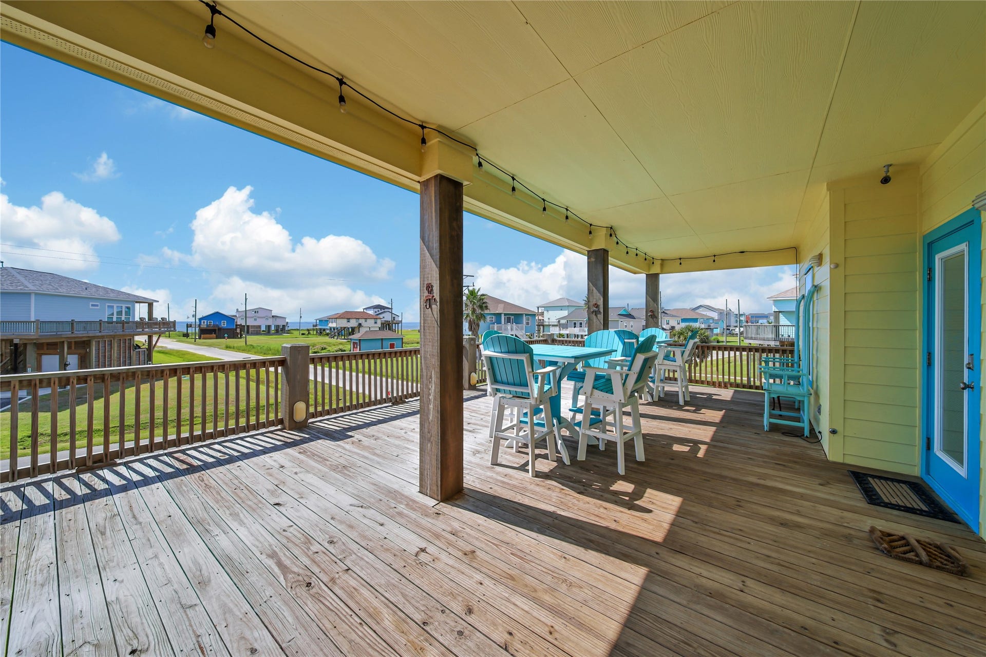 2019 Vista Dr Drive, Crystal Beach, TX 77650 Massive patio