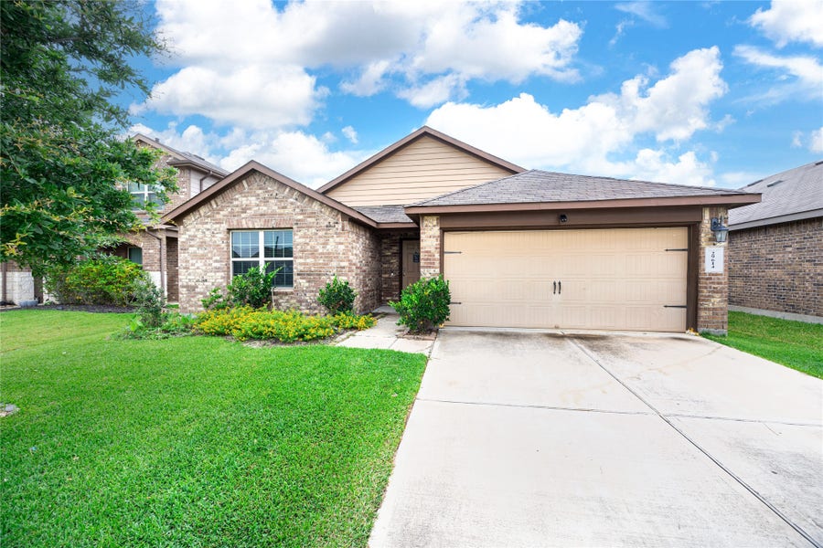 Property photo for 29614 Breakwater Drive, Katy, TX