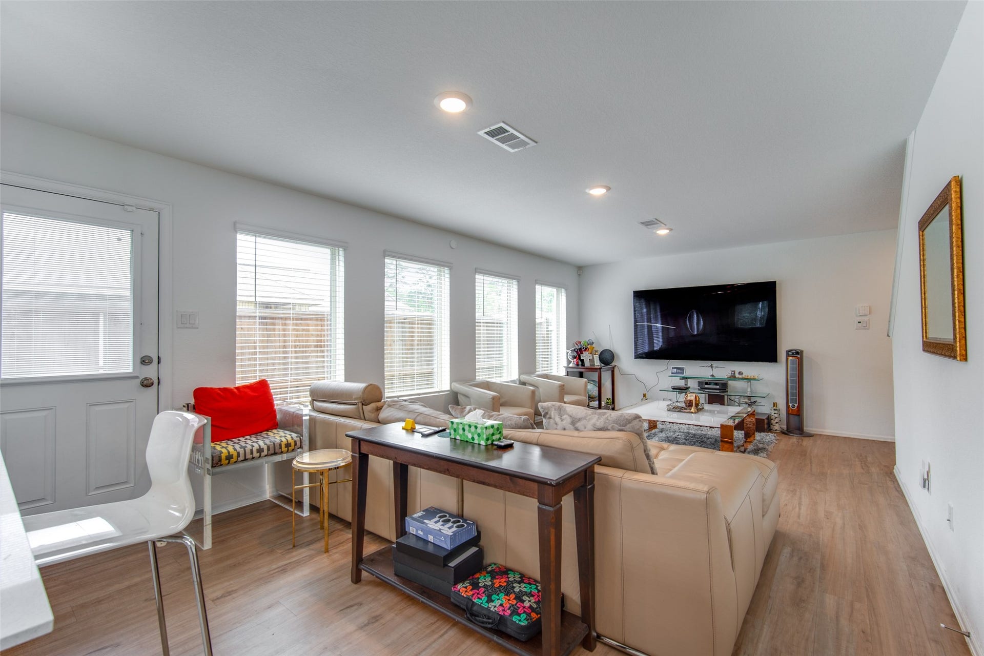 19583 Manduca Drive, New Caney, TX 77357 19583 Manduca Drive, New Caney, TX 77357