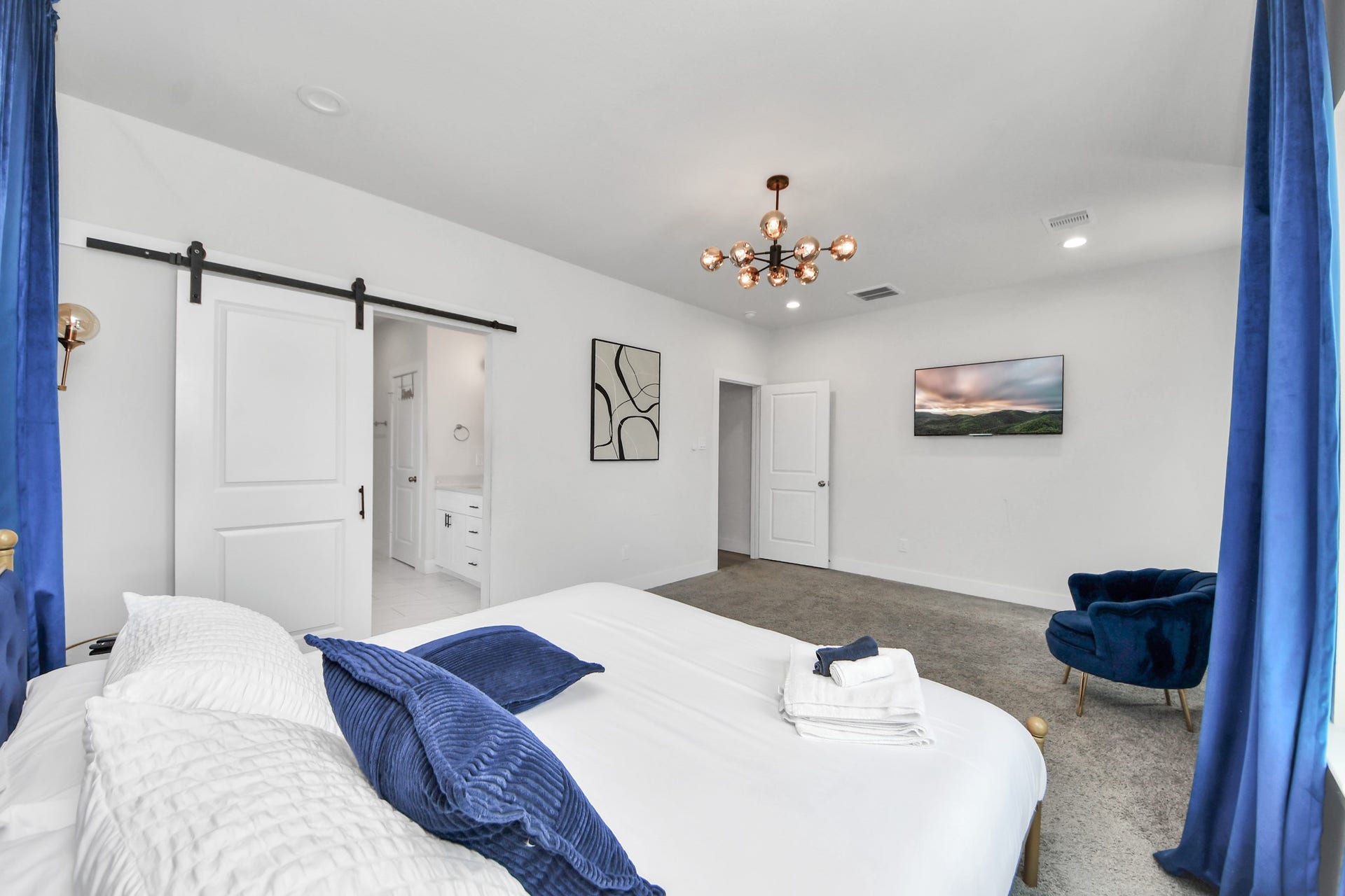 8419 Woodward Street, Houston, TX 77051 8419 Woodward Street, Houston, TX 77051